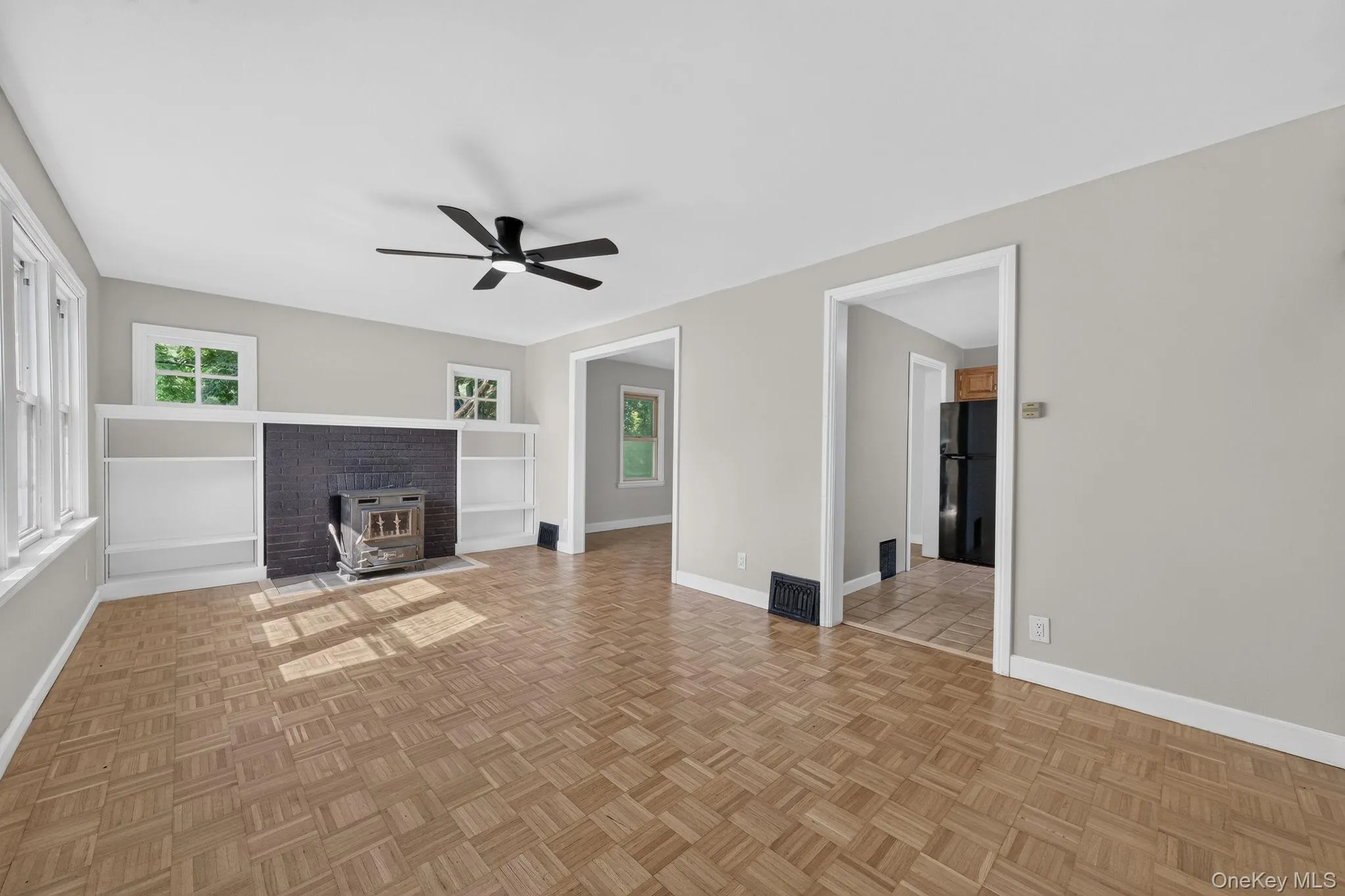 196 Cottage Street, Middletown, NY, 3 Bedrooms Bedrooms, 8 Rooms Rooms,1 BathroomBathrooms,Residential,For Rent,Cottage,0,1014761 196 Cottage Street, Middletown, NY, 3 Bedrooms Bedrooms, 8 Rooms Rooms,1 BathroomBathrooms,Residential,For Rent,Cottage,0,1014761