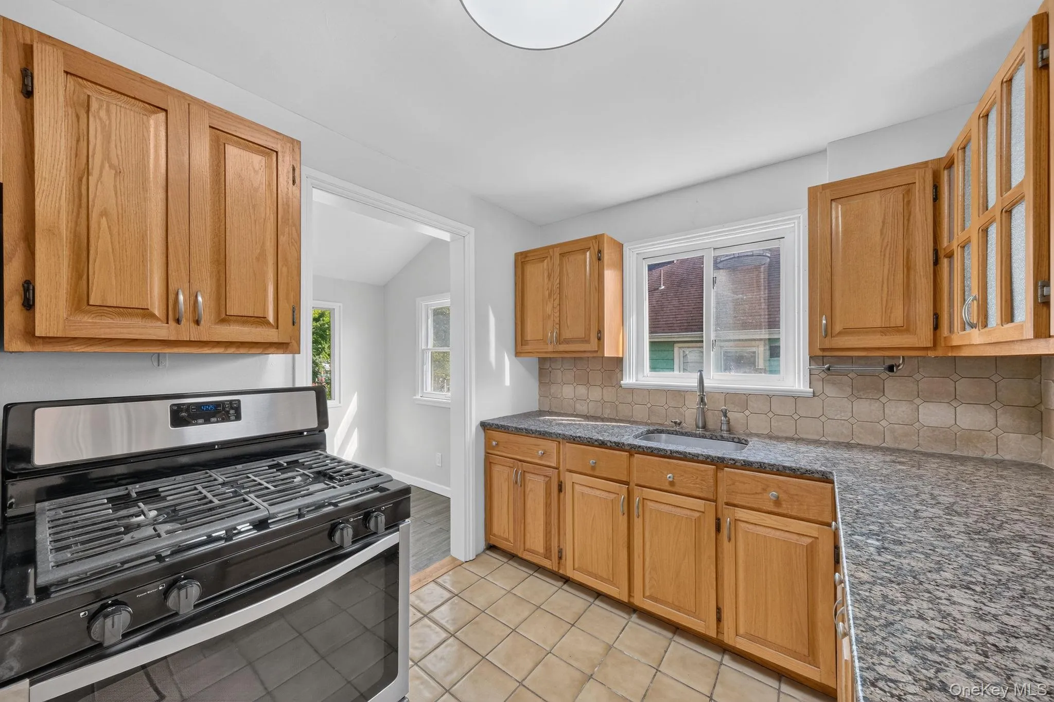 196 Cottage Street, Middletown, NY, 3 Bedrooms Bedrooms, 8 Rooms Rooms,1 BathroomBathrooms,Residential,For Rent,Cottage,0,1014761 196 Cottage Street, Middletown, NY, 3 Bedrooms Bedrooms, 8 Rooms Rooms,1 BathroomBathrooms,Residential,For Rent,Cottage,0,1014761
