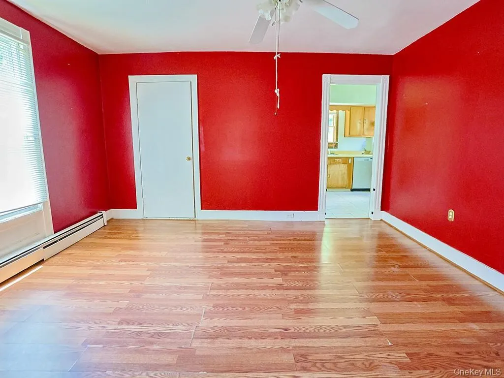 4 Lincoln Street, Middletown, NY, 3 Bedrooms Bedrooms, 6 Rooms Rooms,1 BathroomBathrooms,Residential,For Rent,Lincoln,0,KEY1014764 4 Lincoln Street, Middletown, NY, 3 Bedrooms Bedrooms, 6 Rooms Rooms,1 BathroomBathrooms,Residential,For Rent,Lincoln,0,KEY1014764