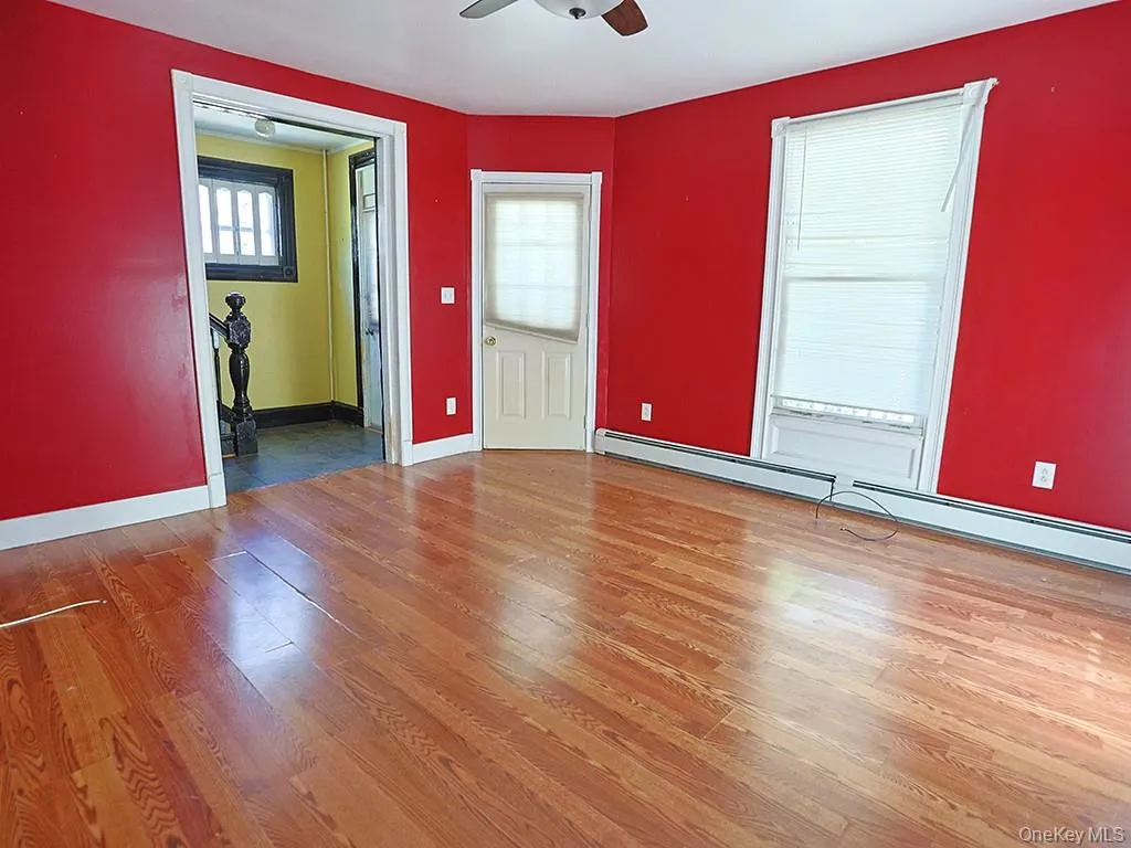 4 Lincoln Street, Middletown, NY, 3 Bedrooms Bedrooms, 6 Rooms Rooms,1 BathroomBathrooms,Residential,For Rent,Lincoln,0,KEY1014764 4 Lincoln Street, Middletown, NY, 3 Bedrooms Bedrooms, 6 Rooms Rooms,1 BathroomBathrooms,Residential,For Rent,Lincoln,0,KEY1014764