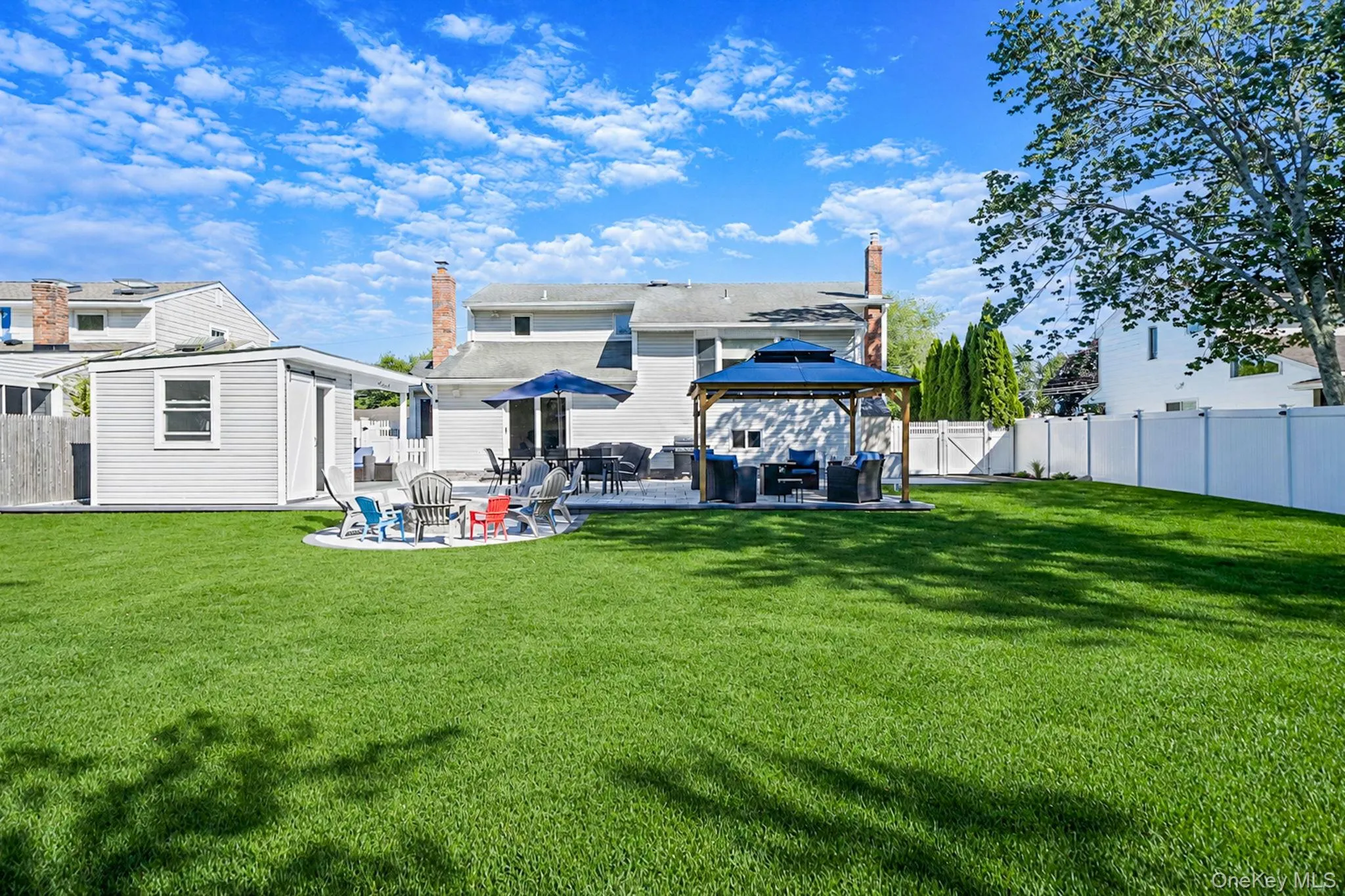 18 Ludlow Way, Islip, NY, 5 Bedrooms Bedrooms, 8 Rooms Rooms,1 BathroomBathrooms,Residential,For Rent,Ludlow,0,1014765 18 Ludlow Way, Islip, NY, 5 Bedrooms Bedrooms, 8 Rooms Rooms,1 BathroomBathrooms,Residential,For Rent,Ludlow,0,1014765