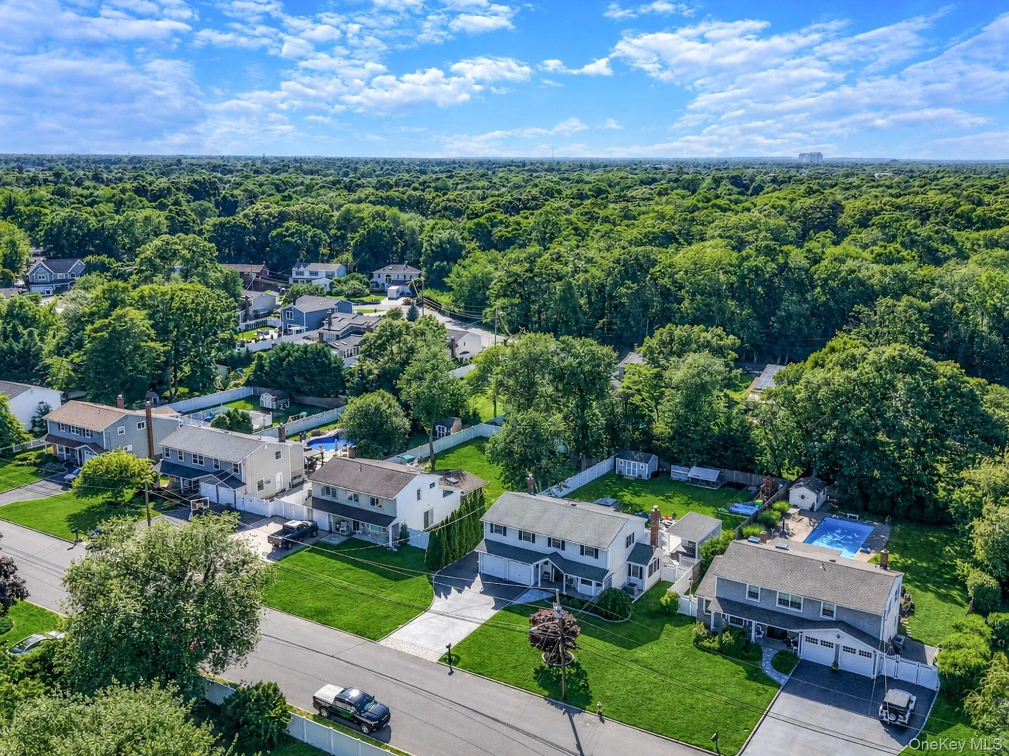 18 Ludlow Way, Islip, NY, 5 Bedrooms Bedrooms, 8 Rooms Rooms,1 BathroomBathrooms,Residential,For Rent,Ludlow,0,1014765 18 Ludlow Way, Islip, NY, 5 Bedrooms Bedrooms, 8 Rooms Rooms,1 BathroomBathrooms,Residential,For Rent,Ludlow,0,1014765