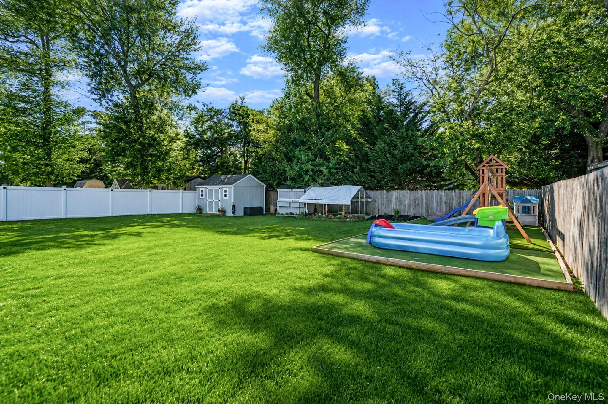 18 Ludlow Way, Islip, NY, 5 Bedrooms Bedrooms, 8 Rooms Rooms,1 BathroomBathrooms,Residential,For Rent,Ludlow,0,1014765 18 Ludlow Way, Islip, NY, 5 Bedrooms Bedrooms, 8 Rooms Rooms,1 BathroomBathrooms,Residential,For Rent,Ludlow,0,1014765