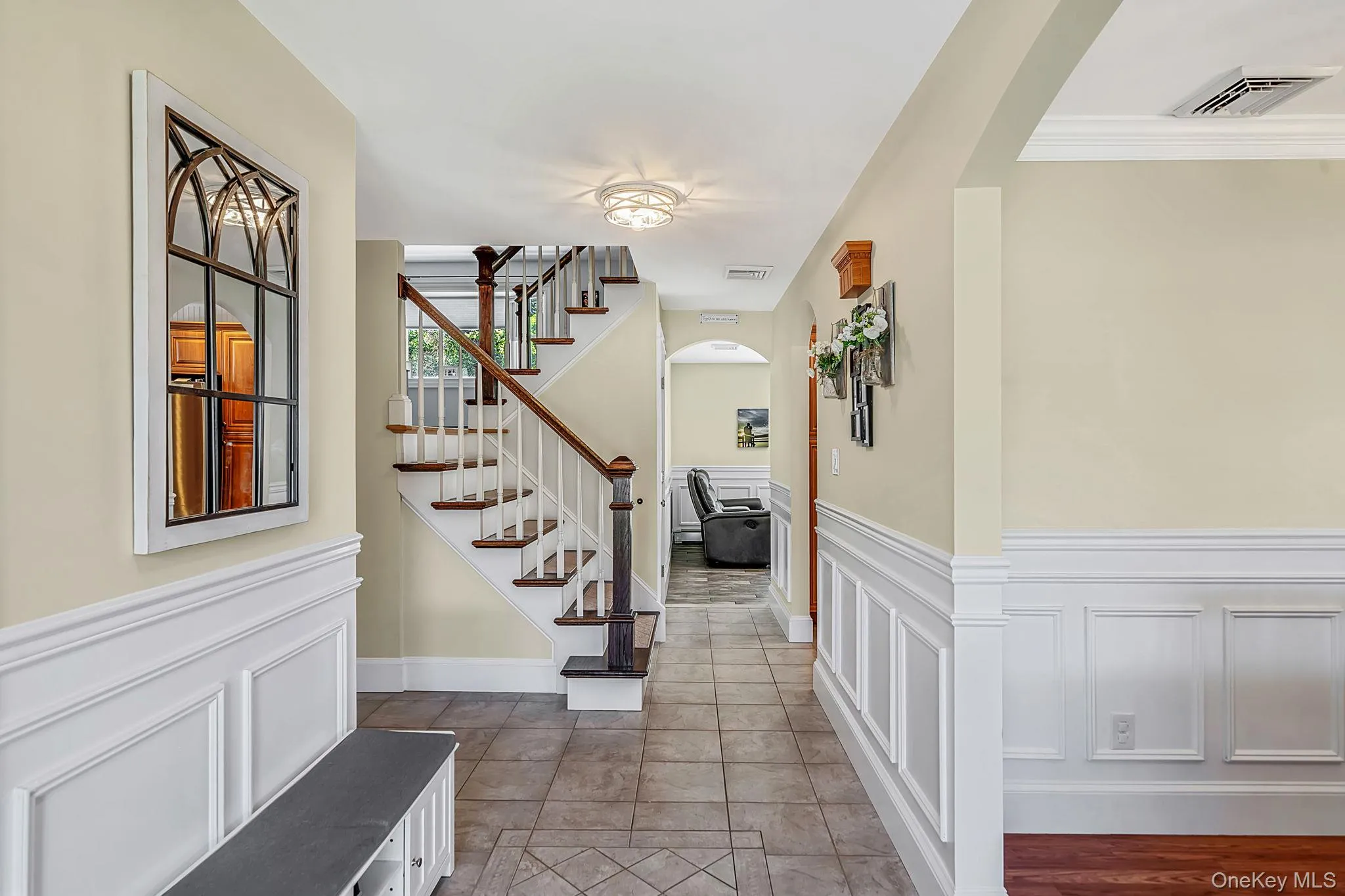 18 Ludlow Way, Islip, NY, 5 Bedrooms Bedrooms, 8 Rooms Rooms,1 BathroomBathrooms,Residential,For Rent,Ludlow,0,1014765 18 Ludlow Way, Islip, NY, 5 Bedrooms Bedrooms, 8 Rooms Rooms,1 BathroomBathrooms,Residential,For Rent,Ludlow,0,1014765
