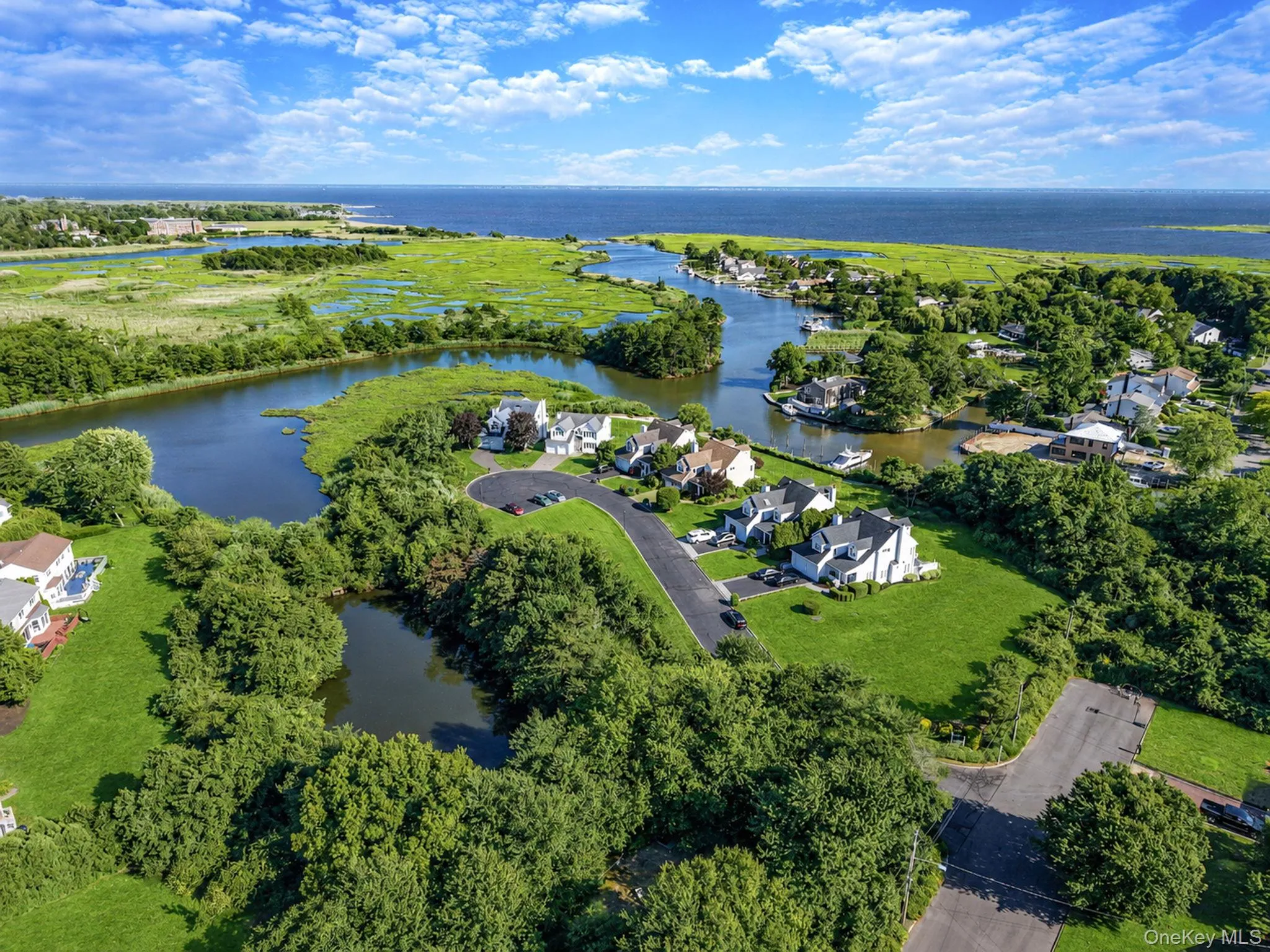 18 Ludlow Way, Islip, NY, 5 Bedrooms Bedrooms, 8 Rooms Rooms,1 BathroomBathrooms,Residential,For Rent,Ludlow,0,1014765 18 Ludlow Way, Islip, NY, 5 Bedrooms Bedrooms, 8 Rooms Rooms,1 BathroomBathrooms,Residential,For Rent,Ludlow,0,1014765