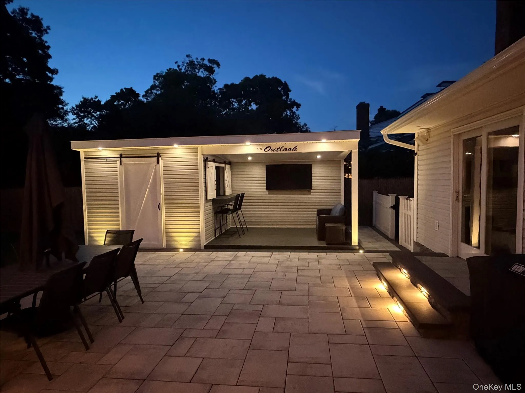 18 Ludlow Way, Islip, NY, 5 Bedrooms Bedrooms, 8 Rooms Rooms,1 BathroomBathrooms,Residential,For Rent,Ludlow,0,1014765 18 Ludlow Way, Islip, NY, 5 Bedrooms Bedrooms, 8 Rooms Rooms,1 BathroomBathrooms,Residential,For Rent,Ludlow,0,1014765