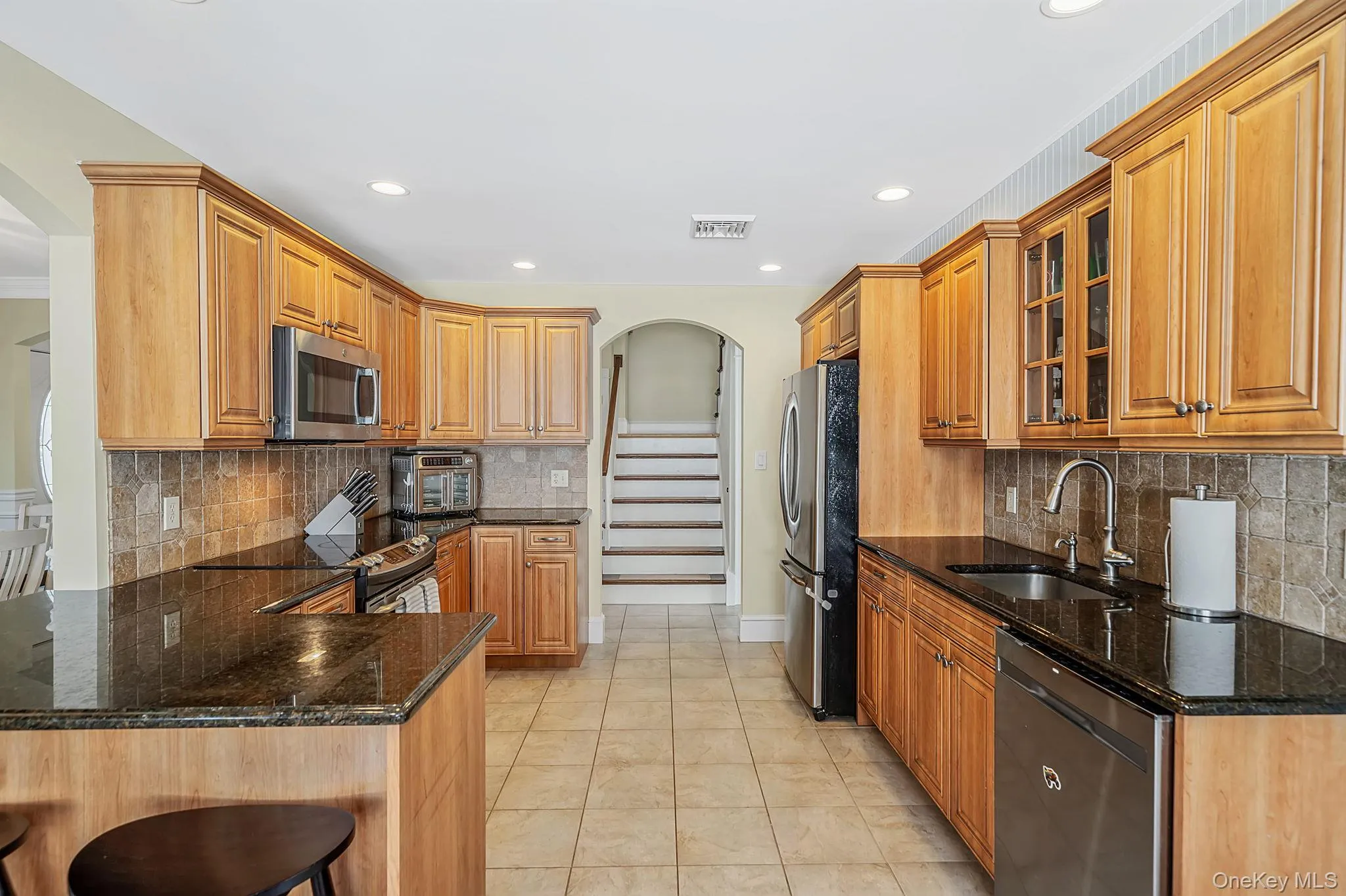 18 Ludlow Way, Islip, NY, 5 Bedrooms Bedrooms, 8 Rooms Rooms,1 BathroomBathrooms,Residential,For Rent,Ludlow,0,1014765 18 Ludlow Way, Islip, NY, 5 Bedrooms Bedrooms, 8 Rooms Rooms,1 BathroomBathrooms,Residential,For Rent,Ludlow,0,1014765