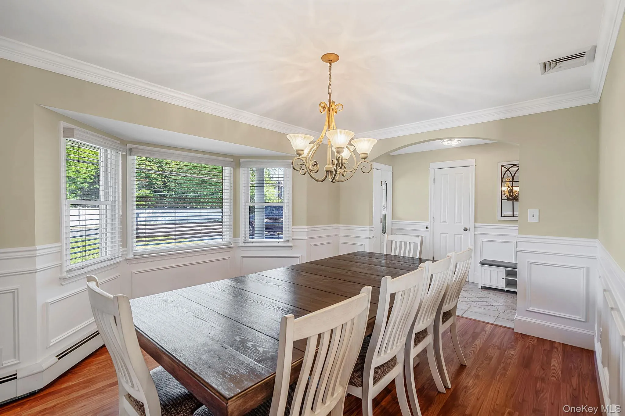 18 Ludlow Way, Islip, NY, 5 Bedrooms Bedrooms, 8 Rooms Rooms,1 BathroomBathrooms,Residential,For Rent,Ludlow,0,1014765 18 Ludlow Way, Islip, NY, 5 Bedrooms Bedrooms, 8 Rooms Rooms,1 BathroomBathrooms,Residential,For Rent,Ludlow,0,1014765