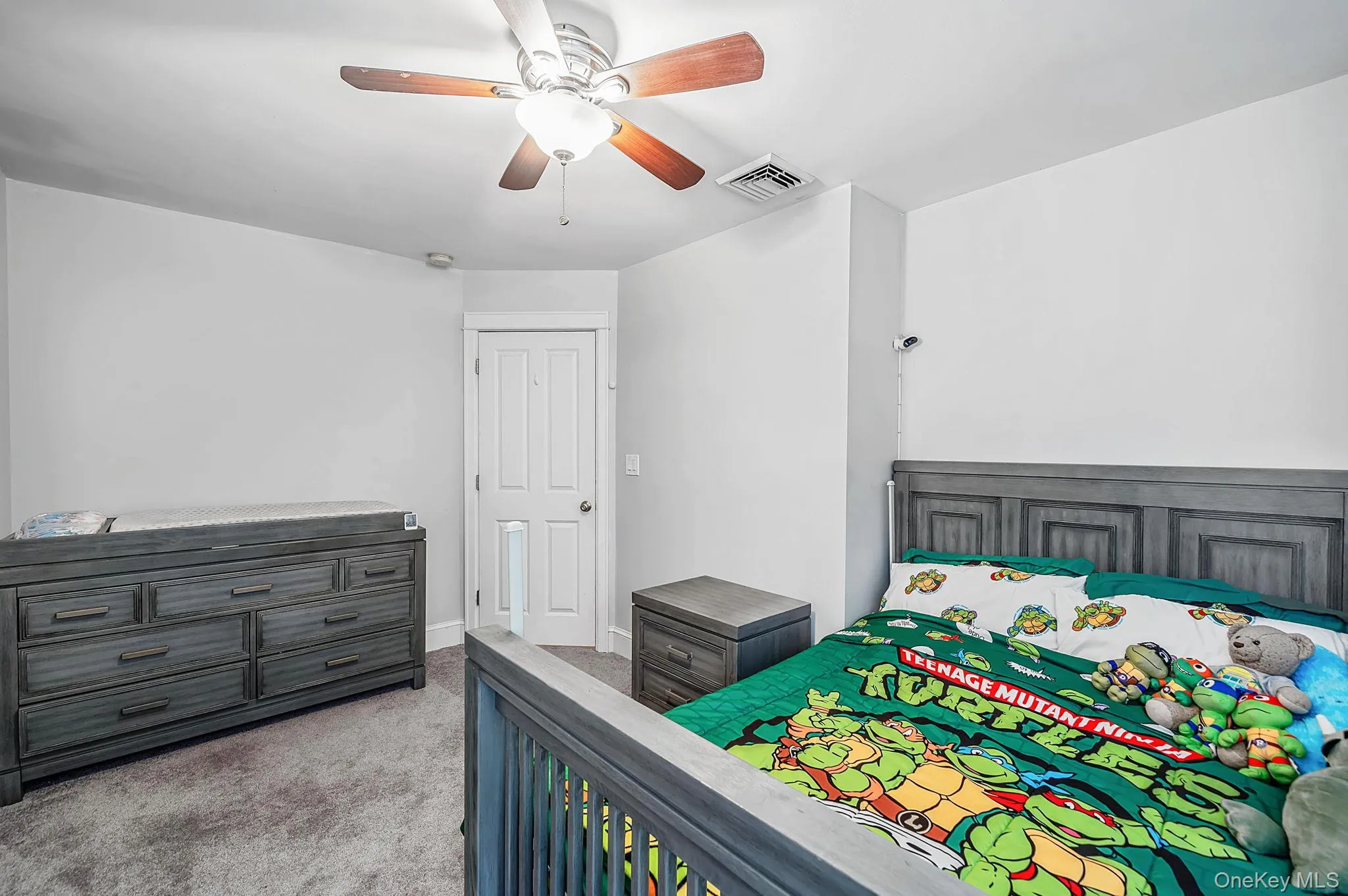 18 Ludlow Way, Islip, NY, 5 Bedrooms Bedrooms, 8 Rooms Rooms,1 BathroomBathrooms,Residential,For Rent,Ludlow,0,1014765 18 Ludlow Way, Islip, NY, 5 Bedrooms Bedrooms, 8 Rooms Rooms,1 BathroomBathrooms,Residential,For Rent,Ludlow,0,1014765