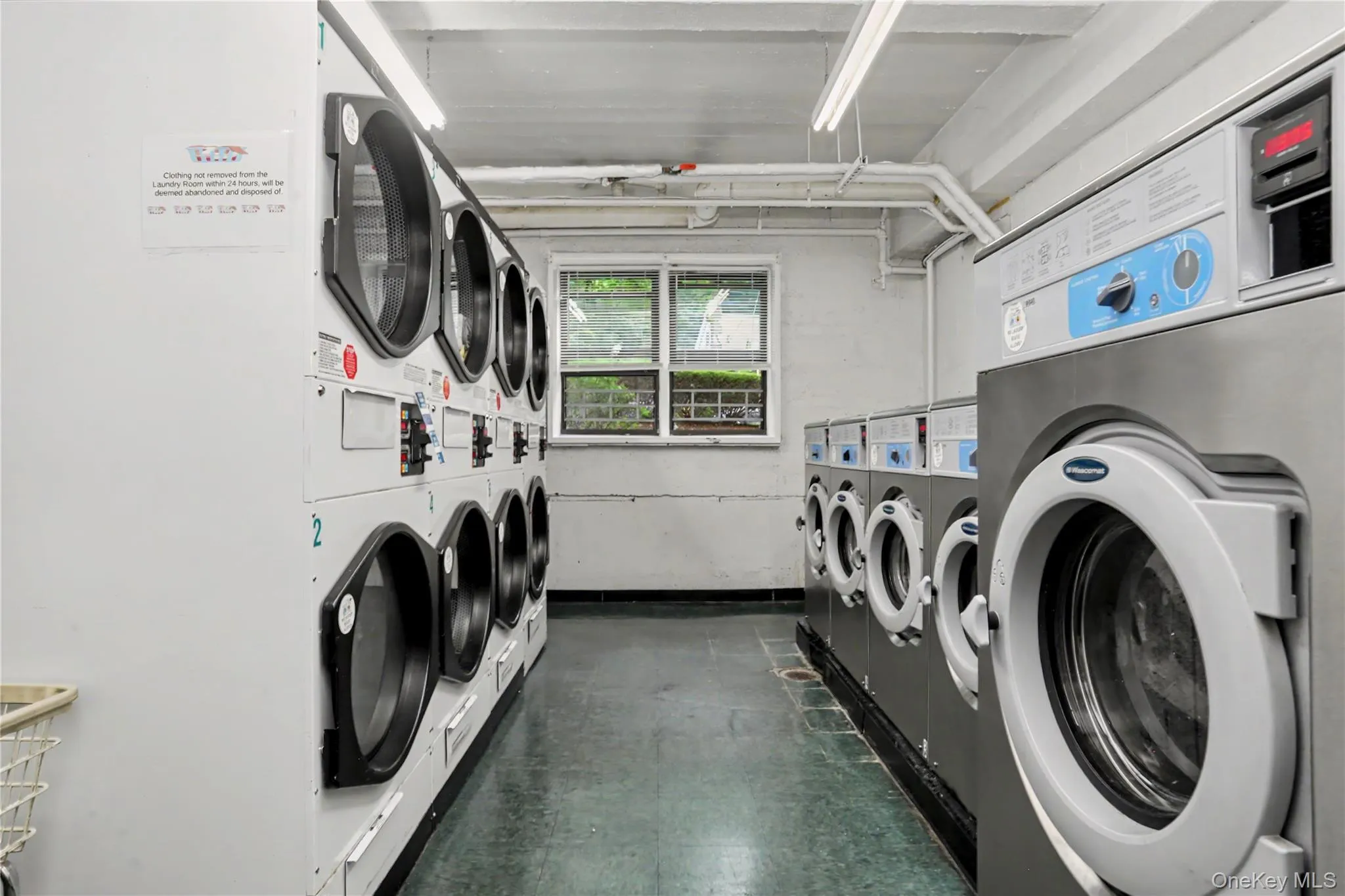 70 Barker Street, Mount Kisco, NY, 1 Bedroom Bedrooms, 4 Rooms Rooms,1 BathroomBathrooms,Residential,For Rent,Barker,0,KEY1014771 70 Barker Street, Mount Kisco, NY, 1 Bedroom Bedrooms, 4 Rooms Rooms,1 BathroomBathrooms,Residential,For Rent,Barker,0,KEY1014771