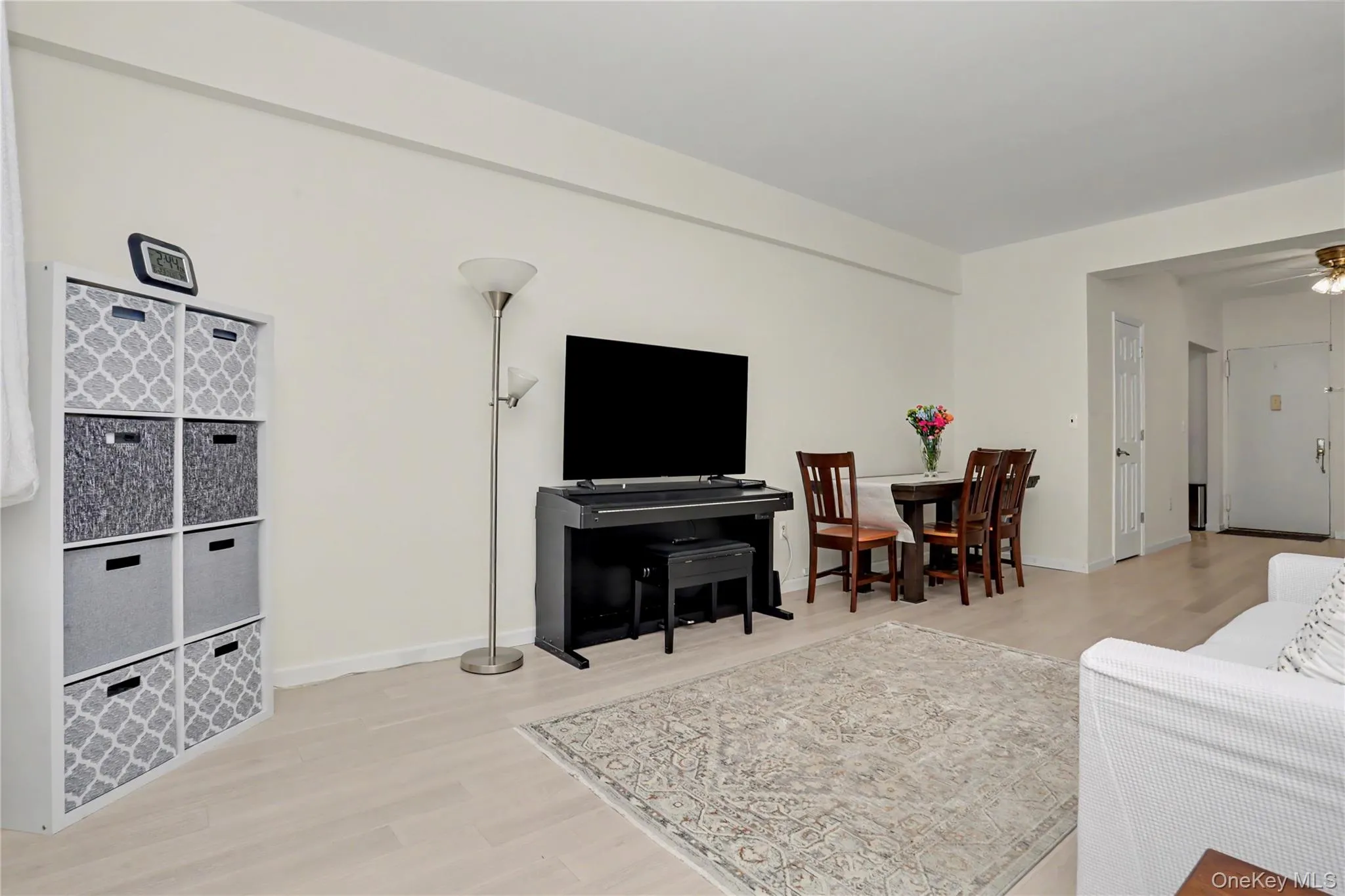 70 Barker Street, Mount Kisco, NY, 1 Bedroom Bedrooms, 4 Rooms Rooms,1 BathroomBathrooms,Residential,For Rent,Barker,0,KEY1014771 70 Barker Street, Mount Kisco, NY, 1 Bedroom Bedrooms, 4 Rooms Rooms,1 BathroomBathrooms,Residential,For Rent,Barker,0,KEY1014771
