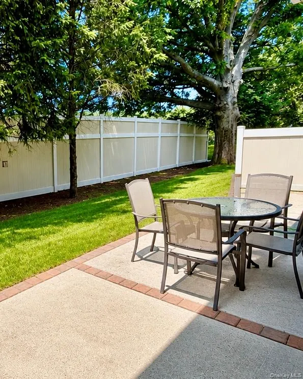 115 Autumn Drive, Oyster Bay, NY, 2 Bedrooms Bedrooms, 5 Rooms Rooms,2 BathroomsBathrooms,Residential,For Rent,Autumn,0,1014773 115 Autumn Drive, Oyster Bay, NY, 2 Bedrooms Bedrooms, 5 Rooms Rooms,2 BathroomsBathrooms,Residential,For Rent,Autumn,0,1014773