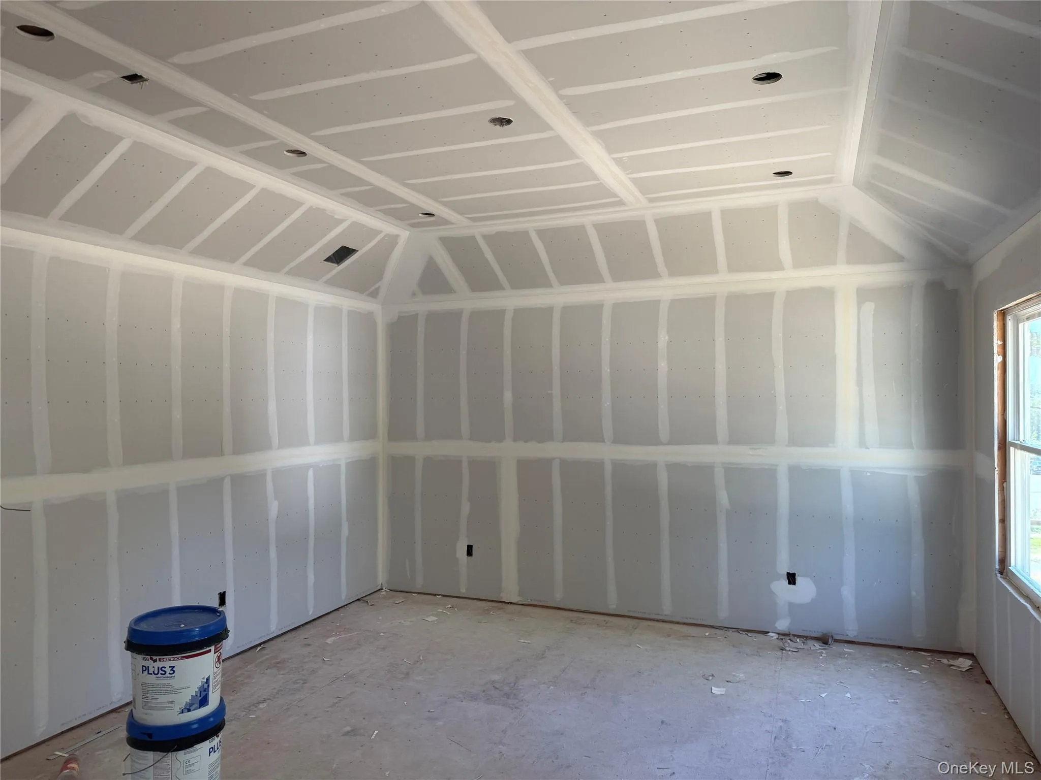 1 lotto Court, Brookhaven, NY, 5 Bedrooms Bedrooms, 10 Rooms Rooms,3 BathroomsBathrooms,Residential,For Rent,lotto,0,1014775 1 lotto Court, Brookhaven, NY, 5 Bedrooms Bedrooms, 10 Rooms Rooms,3 BathroomsBathrooms,Residential,For Rent,lotto,0,1014775