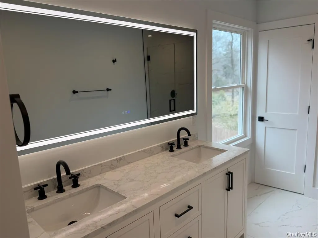 1 lotto Court, Brookhaven, NY, 5 Bedrooms Bedrooms, 10 Rooms Rooms,3 BathroomsBathrooms,Residential,For Rent,lotto,0,1014775 1 lotto Court, Brookhaven, NY, 5 Bedrooms Bedrooms, 10 Rooms Rooms,3 BathroomsBathrooms,Residential,For Rent,lotto,0,1014775