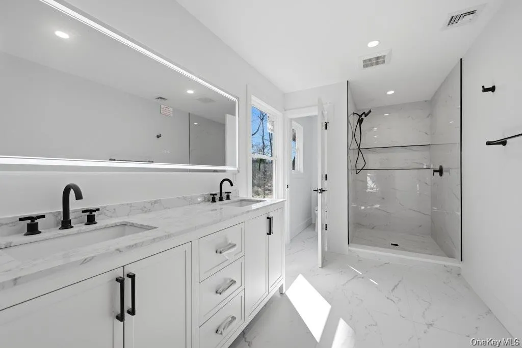 1 lotto Court, Brookhaven, NY, 5 Bedrooms Bedrooms, 10 Rooms Rooms,3 BathroomsBathrooms,Residential,For Rent,lotto,0,1014775 1 lotto Court, Brookhaven, NY, 5 Bedrooms Bedrooms, 10 Rooms Rooms,3 BathroomsBathrooms,Residential,For Rent,lotto,0,1014775
