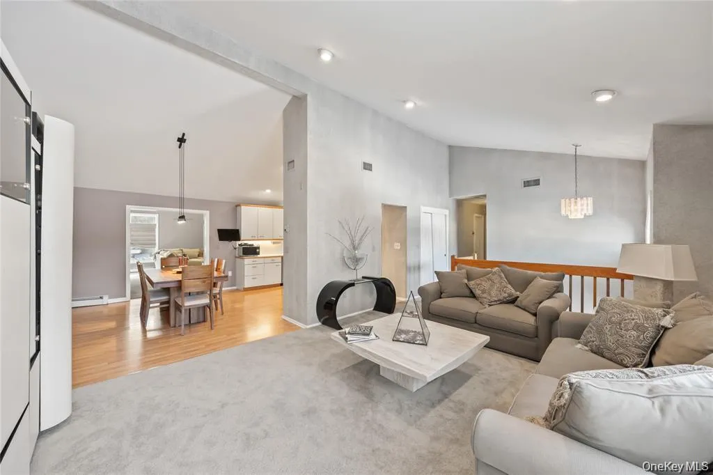 20 Mountainview Avenue, Ramapo, NY, 5 Bedrooms Bedrooms, 14 Rooms Rooms,3 BathroomsBathrooms,Residential,For Rent,Mountainview,0,1014777 20 Mountainview Avenue, Ramapo, NY, 5 Bedrooms Bedrooms, 14 Rooms Rooms,3 BathroomsBathrooms,Residential,For Rent,Mountainview,0,1014777