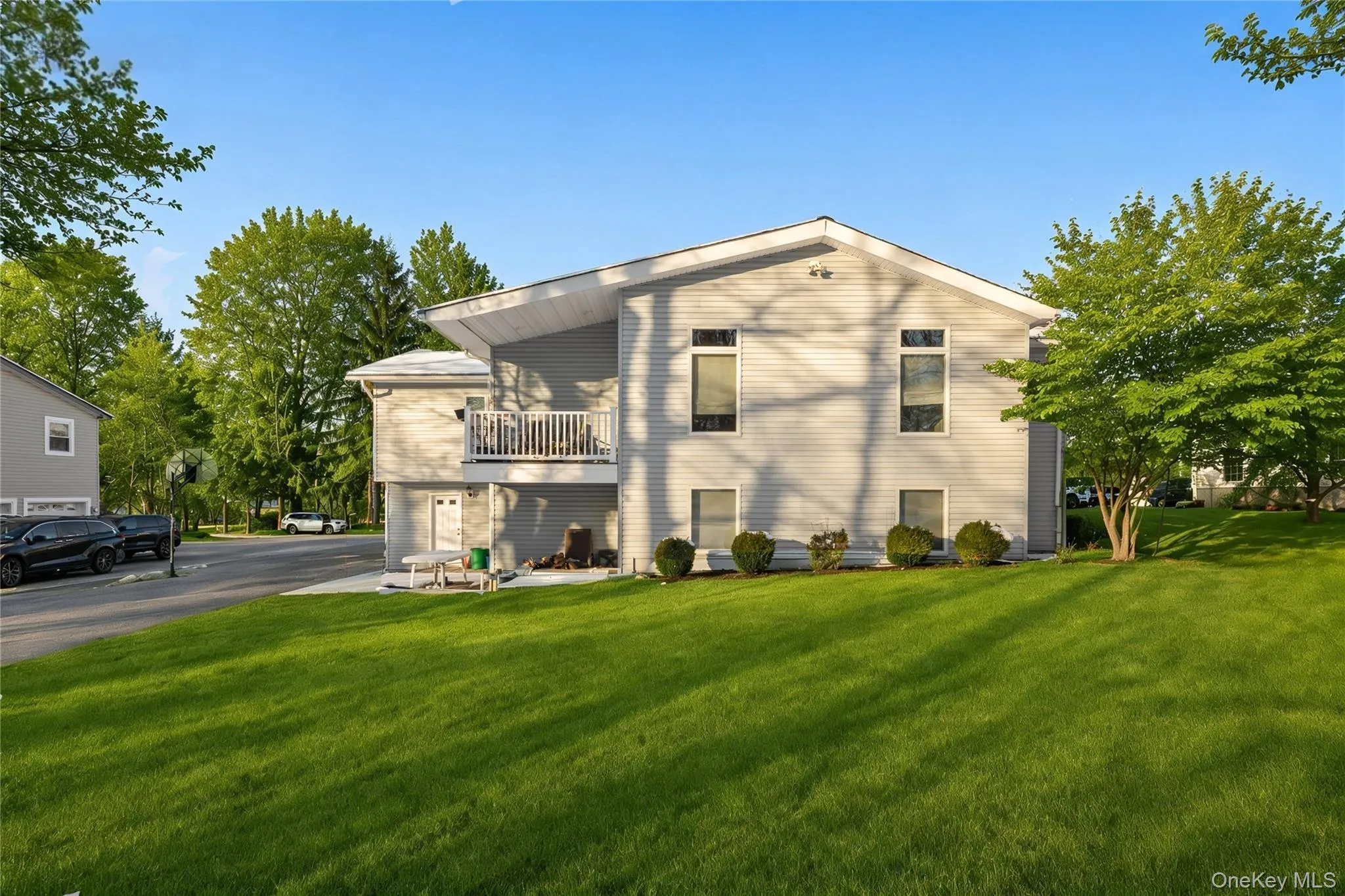 20 Mountainview Avenue, Ramapo, NY, 5 Bedrooms Bedrooms, 14 Rooms Rooms,3 BathroomsBathrooms,Residential,For Rent,Mountainview,0,1014777 20 Mountainview Avenue, Ramapo, NY, 5 Bedrooms Bedrooms, 14 Rooms Rooms,3 BathroomsBathrooms,Residential,For Rent,Mountainview,0,1014777