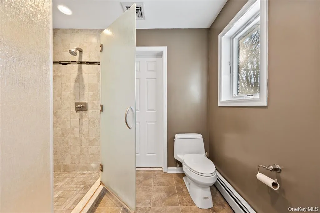 20 Mountainview Avenue, Ramapo, NY, 5 Bedrooms Bedrooms, 14 Rooms Rooms,3 BathroomsBathrooms,Residential,For Rent,Mountainview,0,1014777 20 Mountainview Avenue, Ramapo, NY, 5 Bedrooms Bedrooms, 14 Rooms Rooms,3 BathroomsBathrooms,Residential,For Rent,Mountainview,0,1014777