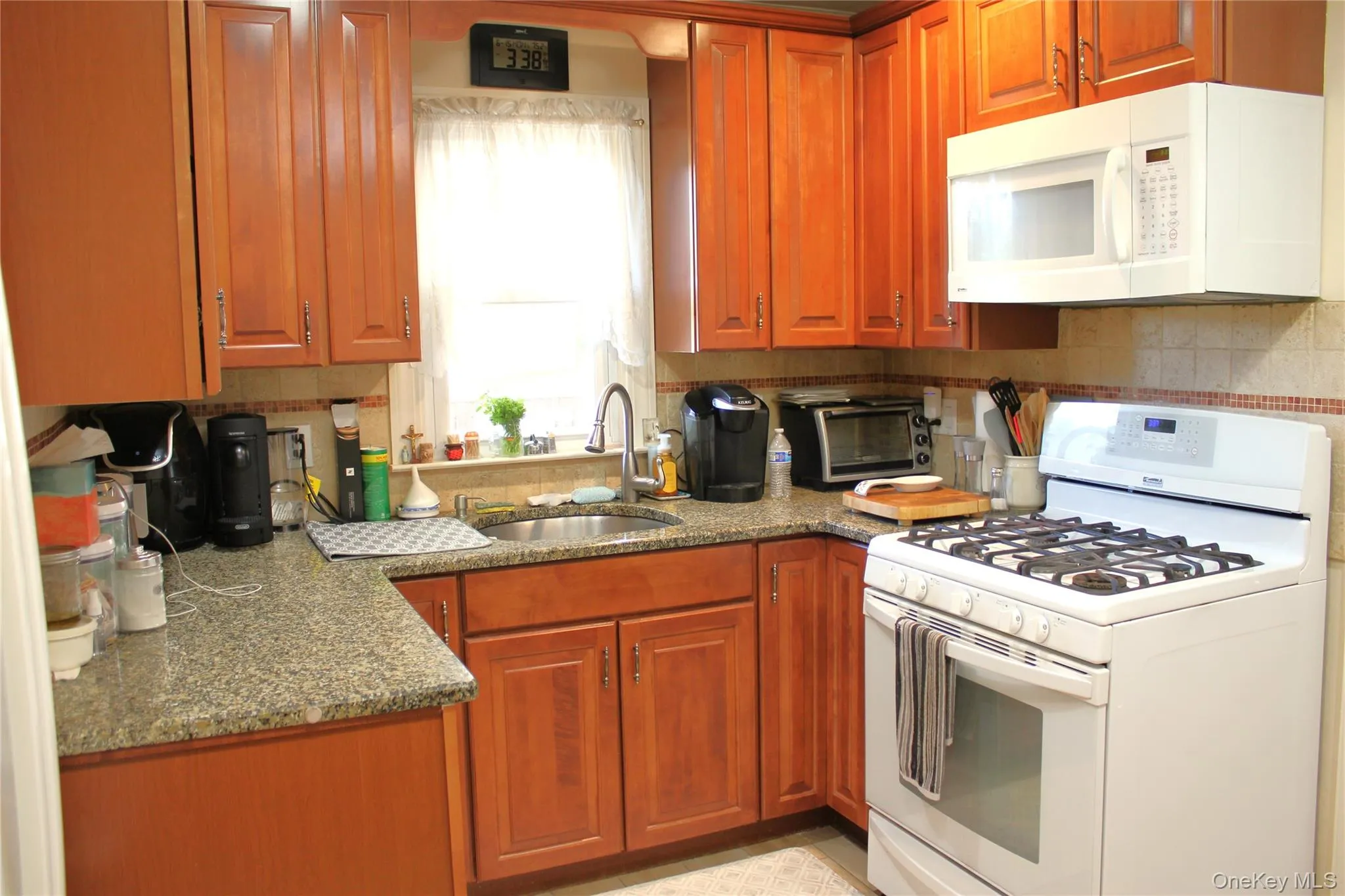 Beautiful Eat in Kitchen Beautiful Eat in Kitchen