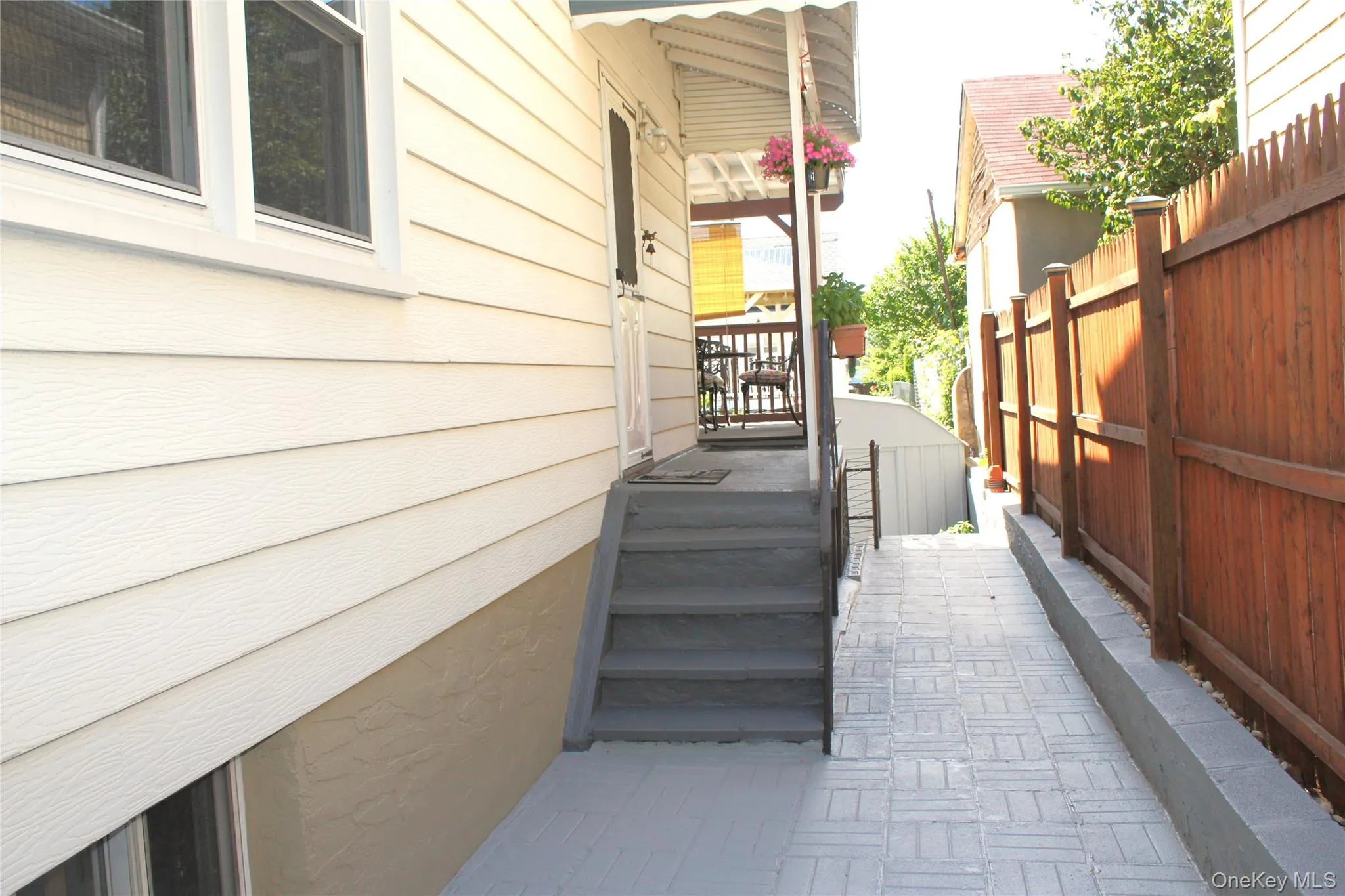 59 aka 61 Joan Drive, Yonkers, NY, 4 Bedrooms Bedrooms, 7 Rooms Rooms,3 BathroomsBathrooms,Residential,For Rent,Joan,0,1014778 59 aka 61 Joan Drive, Yonkers, NY, 4 Bedrooms Bedrooms, 7 Rooms Rooms,3 BathroomsBathrooms,Residential,For Rent,Joan,0,1014778