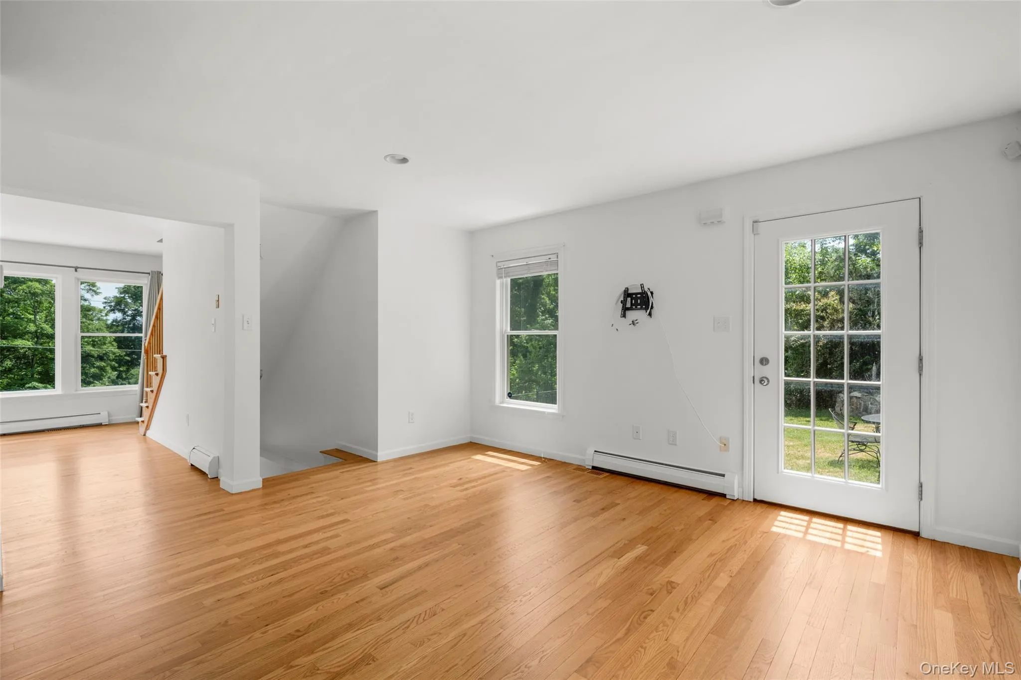 109 Tanglewylde Road, Putnam Valley, NY, 3 Bedrooms Bedrooms, 7 Rooms Rooms,1 BathroomBathrooms,Residential,For Rent,Tanglewylde,0,KEY1014787 109 Tanglewylde Road, Putnam Valley, NY, 3 Bedrooms Bedrooms, 7 Rooms Rooms,1 BathroomBathrooms,Residential,For Rent,Tanglewylde,0,KEY1014787