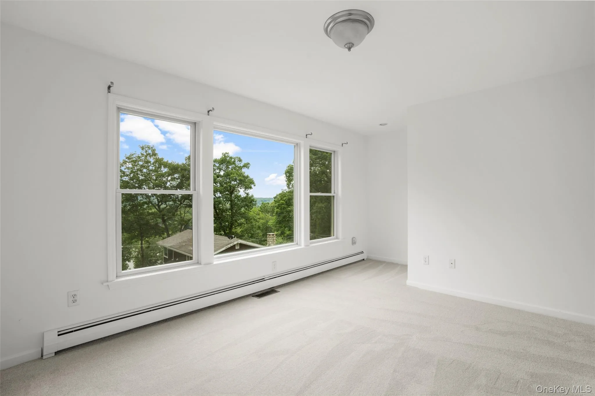 109 Tanglewylde Road, Putnam Valley, NY, 3 Bedrooms Bedrooms, 7 Rooms Rooms,1 BathroomBathrooms,Residential,For Rent,Tanglewylde,0,KEY1014787 109 Tanglewylde Road, Putnam Valley, NY, 3 Bedrooms Bedrooms, 7 Rooms Rooms,1 BathroomBathrooms,Residential,For Rent,Tanglewylde,0,KEY1014787