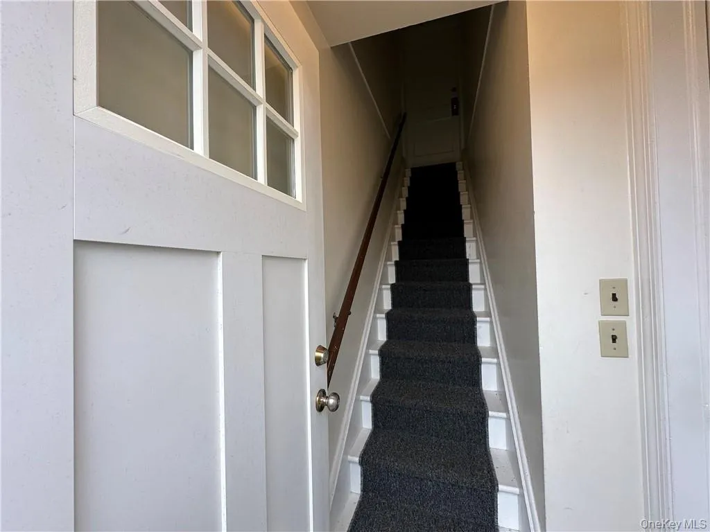 17 Harriman Avenue, Ramapo, NY, 1 Bedroom Bedrooms, 3 Rooms Rooms,1 BathroomBathrooms,Residential Lease,For Rent,Harriman,0,1014789 17 Harriman Avenue, Ramapo, NY, 1 Bedroom Bedrooms, 3 Rooms Rooms,1 BathroomBathrooms,Residential Lease,For Rent,Harriman,0,1014789