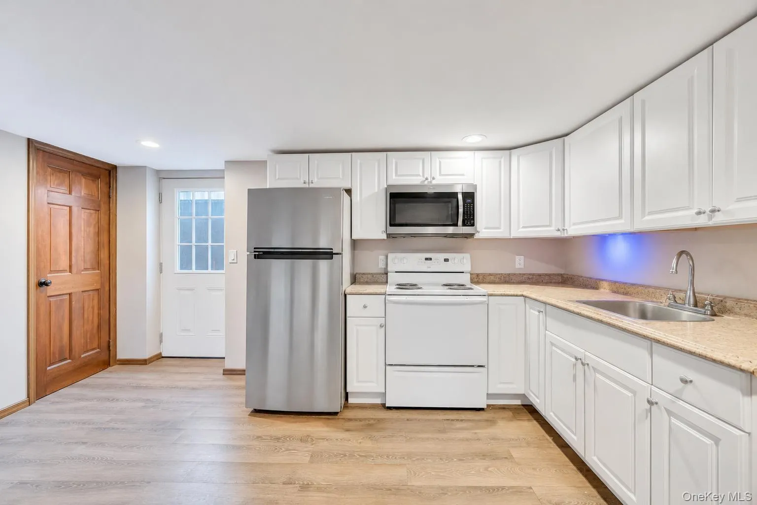 358 Holbrook Road, Brookhaven, NY, 4 Bedrooms Bedrooms, 8 Rooms Rooms,2 BathroomsBathrooms,Residential,For Rent,Holbrook,0,1014790 358 Holbrook Road, Brookhaven, NY, 4 Bedrooms Bedrooms, 8 Rooms Rooms,2 BathroomsBathrooms,Residential,For Rent,Holbrook,0,1014790