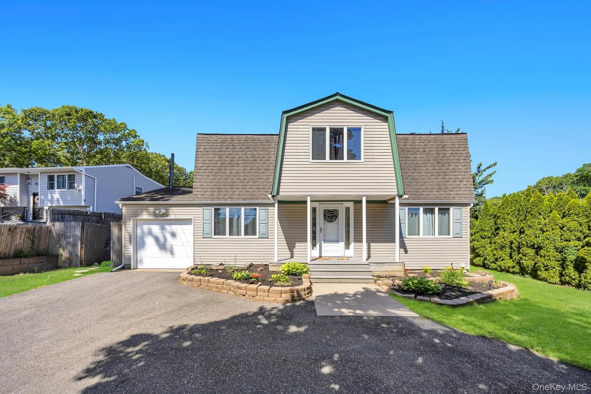 358 Holbrook Road, Brookhaven, NY, 4 Bedrooms Bedrooms, 8 Rooms Rooms,2 BathroomsBathrooms,Residential,For Rent,Holbrook,0,1014790 358 Holbrook Road, Brookhaven, NY, 4 Bedrooms Bedrooms, 8 Rooms Rooms,2 BathroomsBathrooms,Residential,For Rent,Holbrook,0,1014790