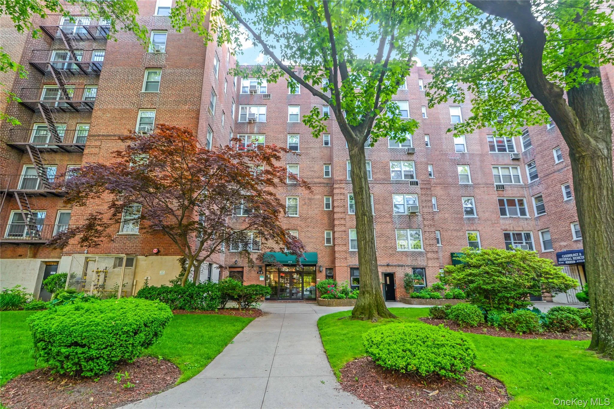 27-10 Parsons Boulevard, New York, NY, 2 Bedrooms Bedrooms, 5 Rooms Rooms,1 BathroomBathrooms,Residential,For Rent,Parsons,0,1014792 27-10 Parsons Boulevard, New York, NY, 2 Bedrooms Bedrooms, 5 Rooms Rooms,1 BathroomBathrooms,Residential,For Rent,Parsons,0,1014792