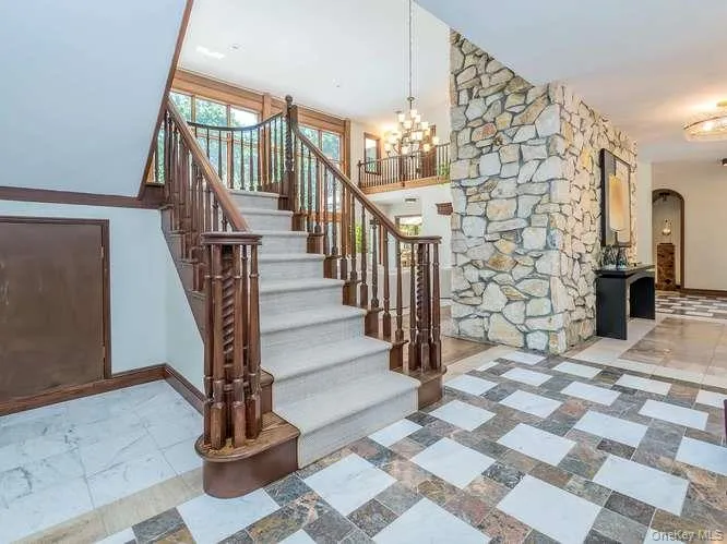 8 Harbor Acres Road, North Hempstead, NY, 6 Bedrooms Bedrooms, 13 Rooms Rooms,4 BathroomsBathrooms,Residential,For Rent,Harbor Acres,0,1014793 8 Harbor Acres Road, North Hempstead, NY, 6 Bedrooms Bedrooms, 13 Rooms Rooms,4 BathroomsBathrooms,Residential,For Rent,Harbor Acres,0,1014793