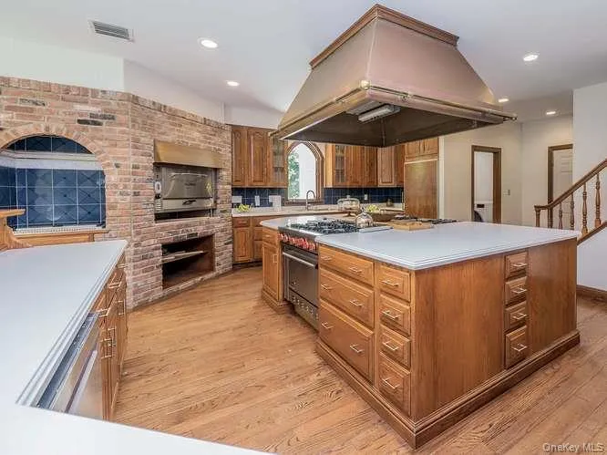 8 Harbor Acres Road, North Hempstead, NY, 6 Bedrooms Bedrooms, 13 Rooms Rooms,4 BathroomsBathrooms,Residential,For Rent,Harbor Acres,0,1014793 8 Harbor Acres Road, North Hempstead, NY, 6 Bedrooms Bedrooms, 13 Rooms Rooms,4 BathroomsBathrooms,Residential,For Rent,Harbor Acres,0,1014793
