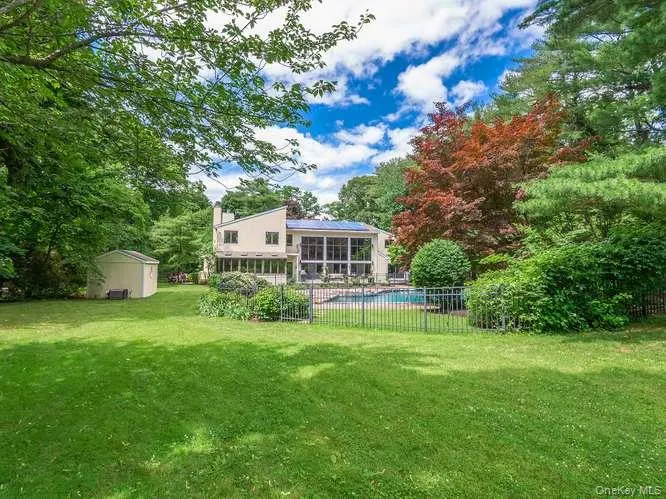 8 Harbor Acres Road, North Hempstead, NY, 6 Bedrooms Bedrooms, 13 Rooms Rooms,4 BathroomsBathrooms,Residential,For Rent,Harbor Acres,0,1014793 8 Harbor Acres Road, North Hempstead, NY, 6 Bedrooms Bedrooms, 13 Rooms Rooms,4 BathroomsBathrooms,Residential,For Rent,Harbor Acres,0,1014793