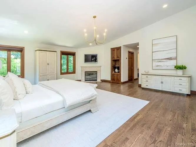 8 Harbor Acres Road, North Hempstead, NY, 6 Bedrooms Bedrooms, 13 Rooms Rooms,4 BathroomsBathrooms,Residential,For Rent,Harbor Acres,0,1014793 8 Harbor Acres Road, North Hempstead, NY, 6 Bedrooms Bedrooms, 13 Rooms Rooms,4 BathroomsBathrooms,Residential,For Rent,Harbor Acres,0,1014793