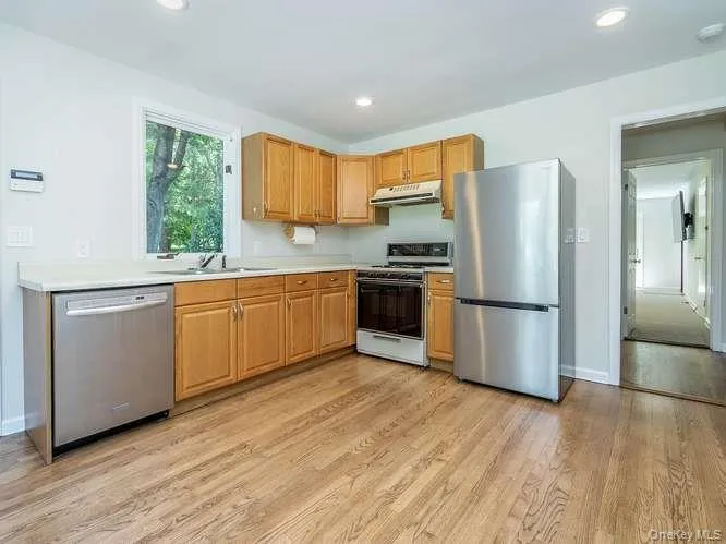 8 Harbor Acres Road, North Hempstead, NY, 6 Bedrooms Bedrooms, 13 Rooms Rooms,4 BathroomsBathrooms,Residential,For Rent,Harbor Acres,0,1014793 8 Harbor Acres Road, North Hempstead, NY, 6 Bedrooms Bedrooms, 13 Rooms Rooms,4 BathroomsBathrooms,Residential,For Rent,Harbor Acres,0,1014793