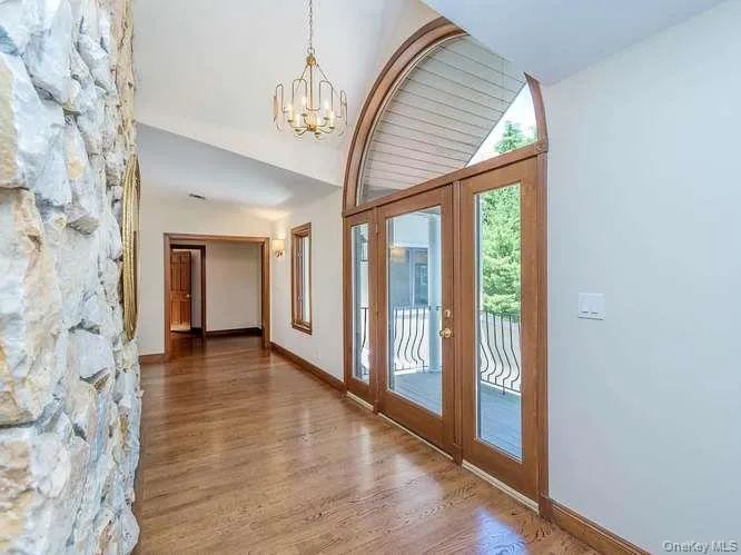 8 Harbor Acres Road, North Hempstead, NY, 6 Bedrooms Bedrooms, 13 Rooms Rooms,4 BathroomsBathrooms,Residential,For Rent,Harbor Acres,0,1014793 8 Harbor Acres Road, North Hempstead, NY, 6 Bedrooms Bedrooms, 13 Rooms Rooms,4 BathroomsBathrooms,Residential,For Rent,Harbor Acres,0,1014793