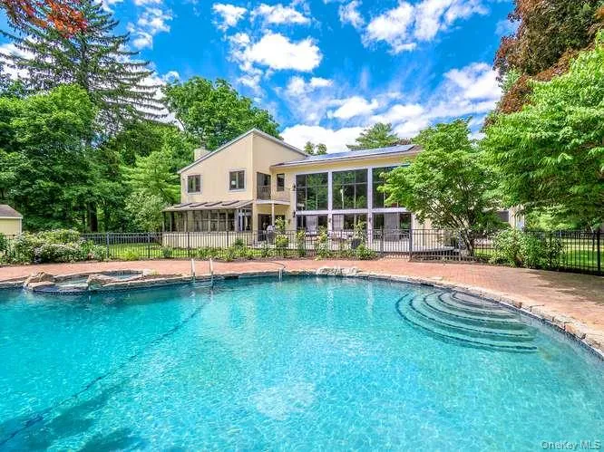 8 Harbor Acres Road, North Hempstead, NY, 6 Bedrooms Bedrooms, 13 Rooms Rooms,4 BathroomsBathrooms,Residential,For Rent,Harbor Acres,0,1014793 8 Harbor Acres Road, North Hempstead, NY, 6 Bedrooms Bedrooms, 13 Rooms Rooms,4 BathroomsBathrooms,Residential,For Rent,Harbor Acres,0,1014793