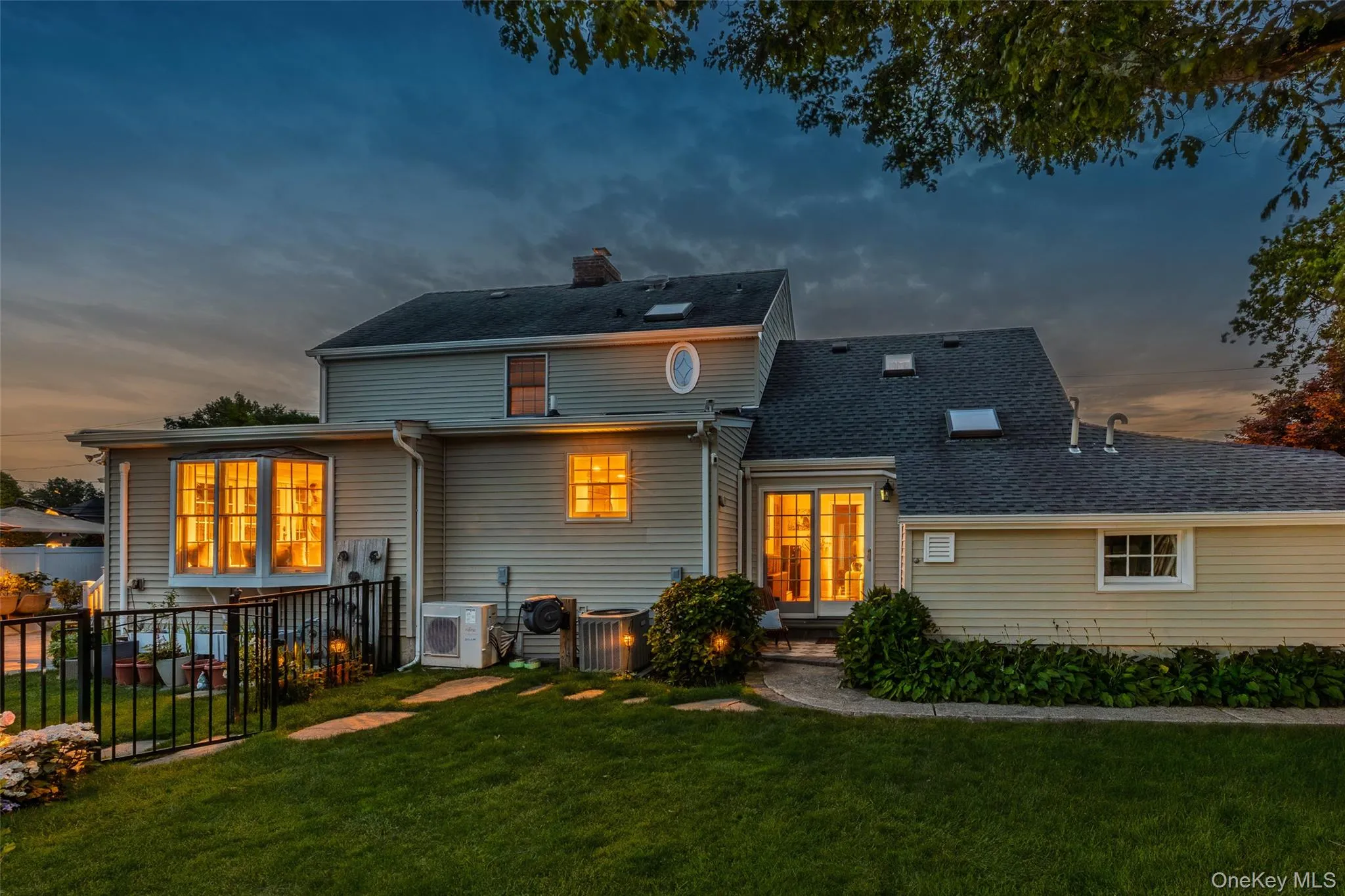 152 Bay Drive, Oyster Bay, NY, 3 Bedrooms Bedrooms, 9 Rooms Rooms,2 BathroomsBathrooms,Residential,For Rent,Bay,0,1014794 152 Bay Drive, Oyster Bay, NY, 3 Bedrooms Bedrooms, 9 Rooms Rooms,2 BathroomsBathrooms,Residential,For Rent,Bay,0,1014794