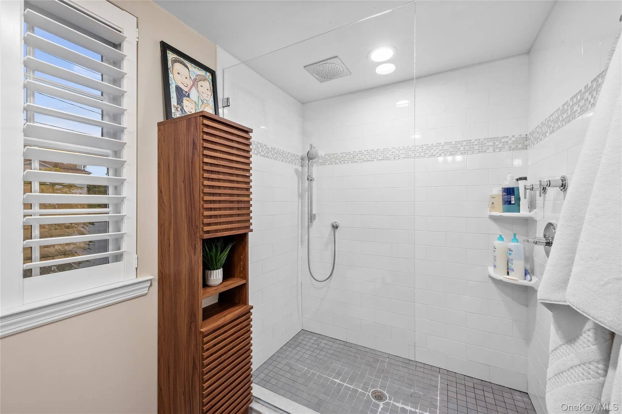 152 Bay Drive, Oyster Bay, NY, 3 Bedrooms Bedrooms, 9 Rooms Rooms,2 BathroomsBathrooms,Residential,For Rent,Bay,0,1014794 152 Bay Drive, Oyster Bay, NY, 3 Bedrooms Bedrooms, 9 Rooms Rooms,2 BathroomsBathrooms,Residential,For Rent,Bay,0,1014794