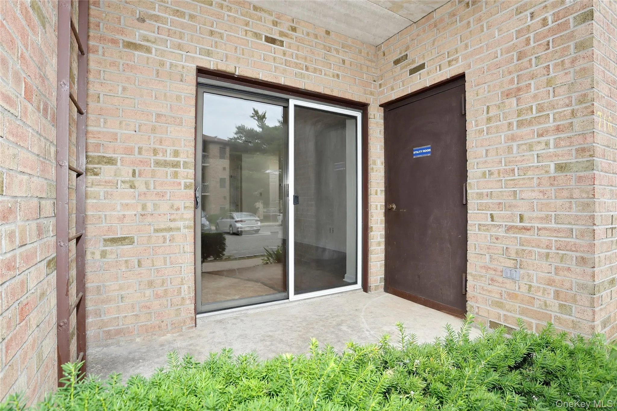 716 Kennedy Drive, Ramapo, NY, 1 Bedroom Bedrooms, 5 Rooms Rooms,1 BathroomBathrooms,Residential,For Rent,Kennedy,0,1014802 716 Kennedy Drive, Ramapo, NY, 1 Bedroom Bedrooms, 5 Rooms Rooms,1 BathroomBathrooms,Residential,For Rent,Kennedy,0,1014802