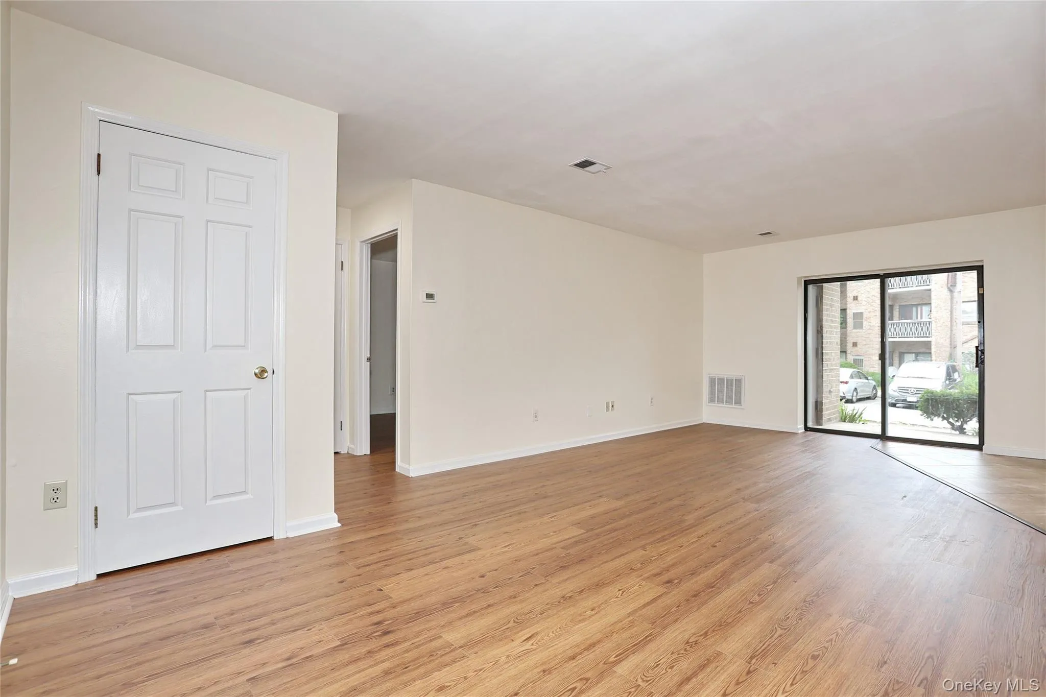 716 Kennedy Drive, Ramapo, NY, 1 Bedroom Bedrooms, 5 Rooms Rooms,1 BathroomBathrooms,Residential,For Rent,Kennedy,0,1014802 716 Kennedy Drive, Ramapo, NY, 1 Bedroom Bedrooms, 5 Rooms Rooms,1 BathroomBathrooms,Residential,For Rent,Kennedy,0,1014802