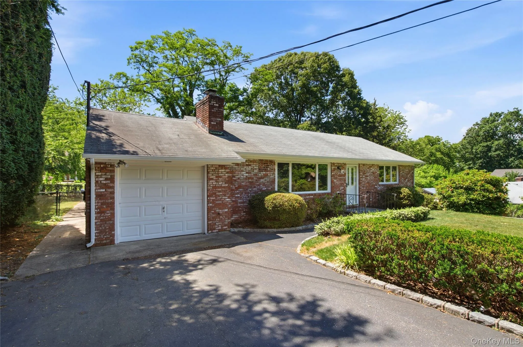 58 Juniper Road, Smithtown, NY, 3 Bedrooms Bedrooms, 5 Rooms Rooms,1 BathroomBathrooms,Residential,For Rent,Juniper,0,KEY1014805 58 Juniper Road, Smithtown, NY, 3 Bedrooms Bedrooms, 5 Rooms Rooms,1 BathroomBathrooms,Residential,For Rent,Juniper,0,KEY1014805