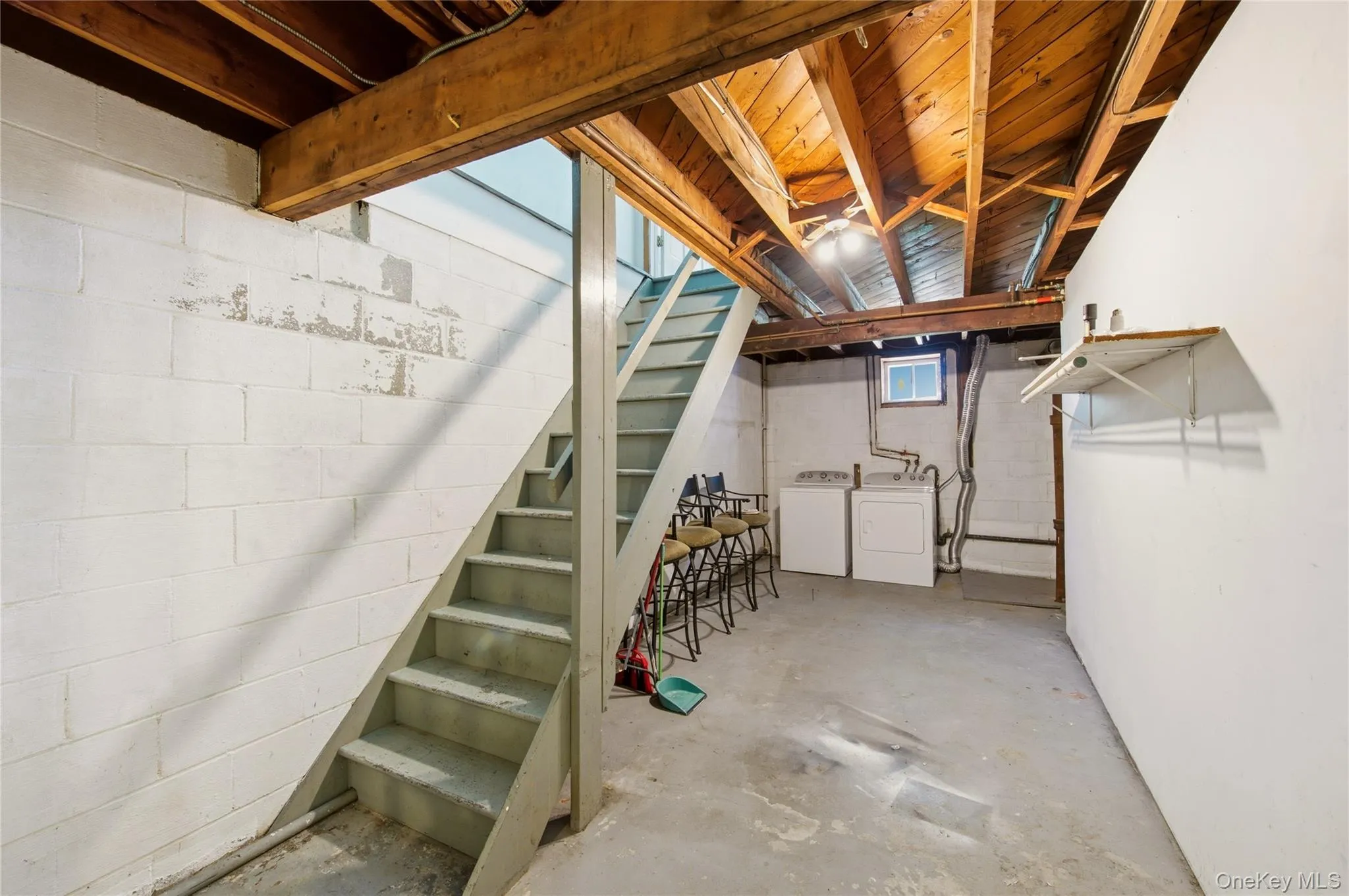 58 Juniper Road, Smithtown, NY, 3 Bedrooms Bedrooms, 5 Rooms Rooms,1 BathroomBathrooms,Residential,For Rent,Juniper,0,KEY1014805 58 Juniper Road, Smithtown, NY, 3 Bedrooms Bedrooms, 5 Rooms Rooms,1 BathroomBathrooms,Residential,For Rent,Juniper,0,KEY1014805