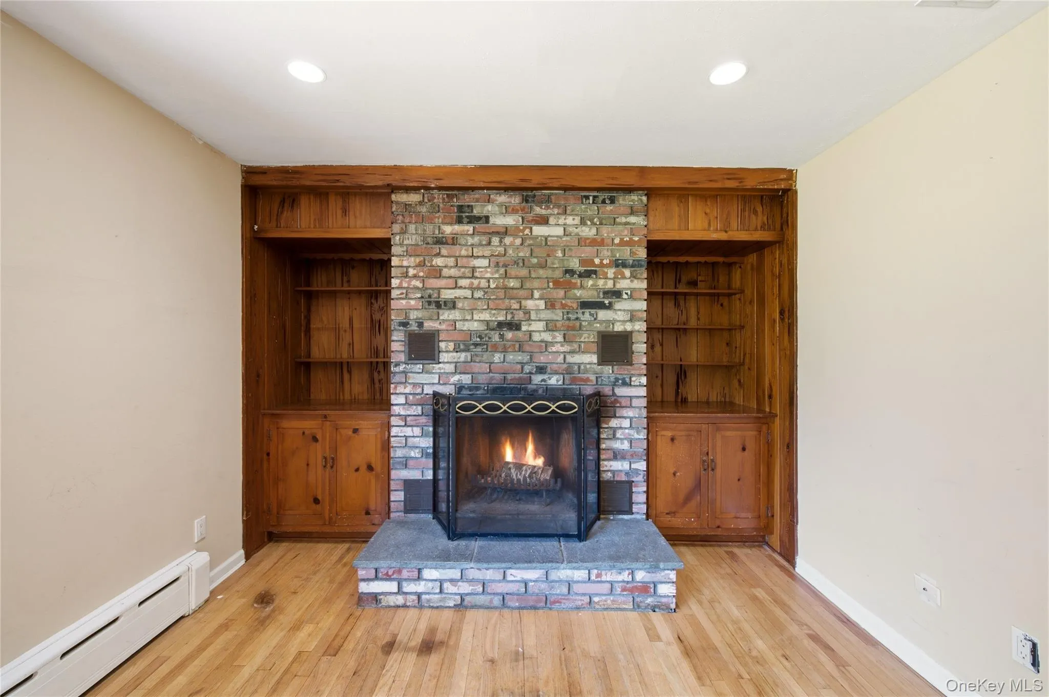 58 Juniper Road, Smithtown, NY, 3 Bedrooms Bedrooms, 5 Rooms Rooms,1 BathroomBathrooms,Residential,For Rent,Juniper,0,KEY1014805 58 Juniper Road, Smithtown, NY, 3 Bedrooms Bedrooms, 5 Rooms Rooms,1 BathroomBathrooms,Residential,For Rent,Juniper,0,KEY1014805