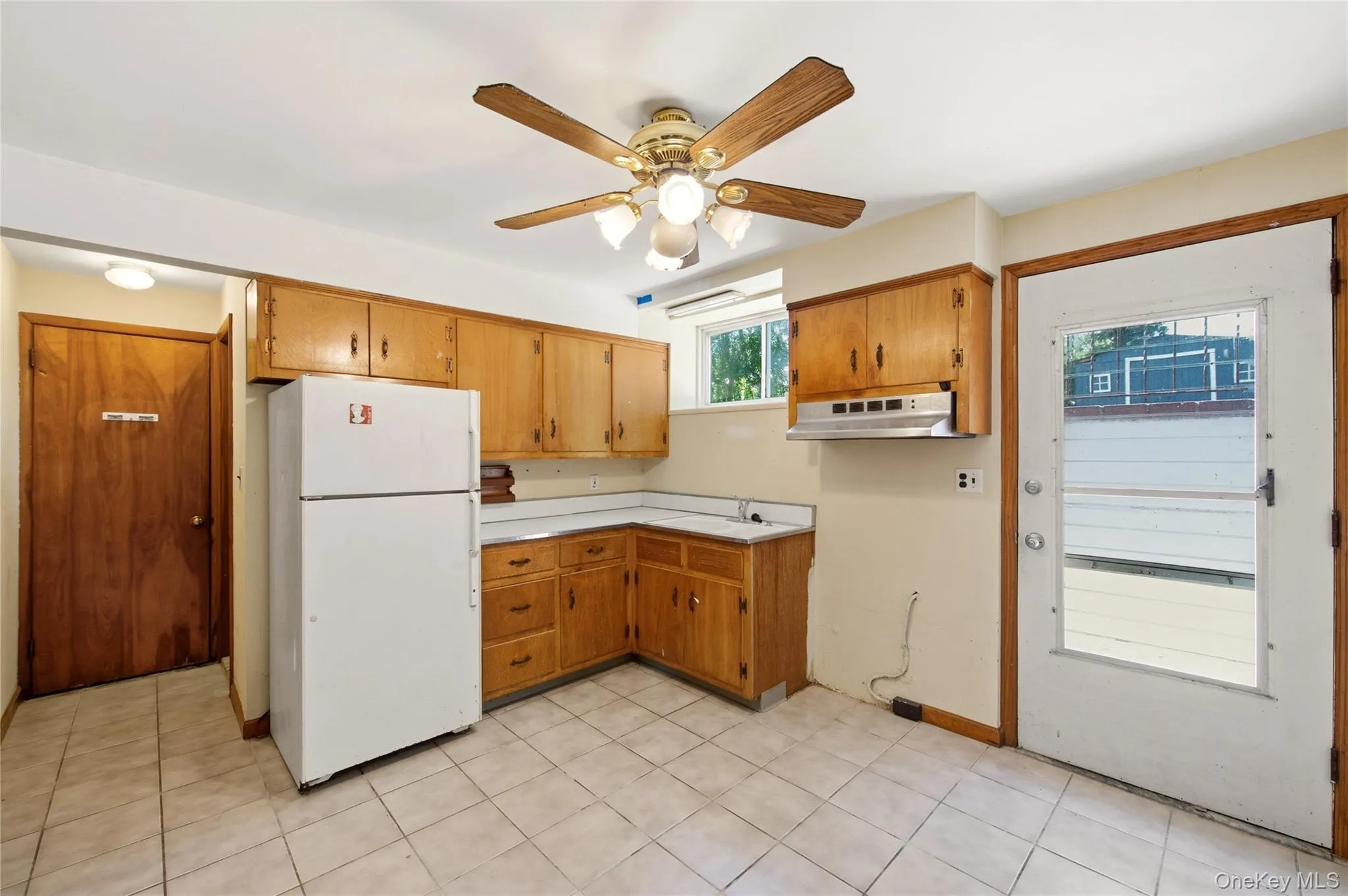 58 Juniper Road, Smithtown, NY, 3 Bedrooms Bedrooms, 5 Rooms Rooms,1 BathroomBathrooms,Residential,For Rent,Juniper,0,KEY1014805 58 Juniper Road, Smithtown, NY, 3 Bedrooms Bedrooms, 5 Rooms Rooms,1 BathroomBathrooms,Residential,For Rent,Juniper,0,KEY1014805