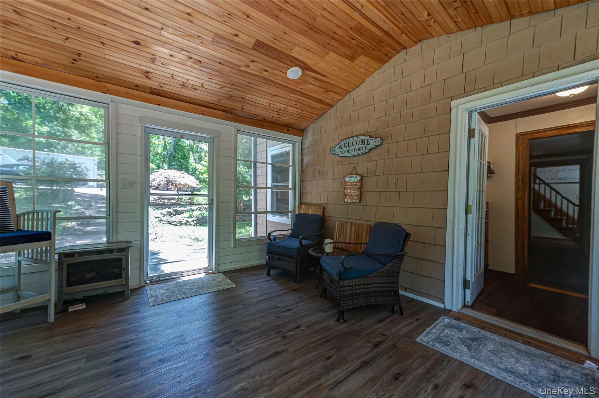 38 Pleasure Drive, Southampton, NY, 3 Bedrooms Bedrooms, 7 Rooms Rooms,3 BathroomsBathrooms,Residential,For Rent,Pleasure,0,1014808 38 Pleasure Drive, Southampton, NY, 3 Bedrooms Bedrooms, 7 Rooms Rooms,3 BathroomsBathrooms,Residential,For Rent,Pleasure,0,1014808