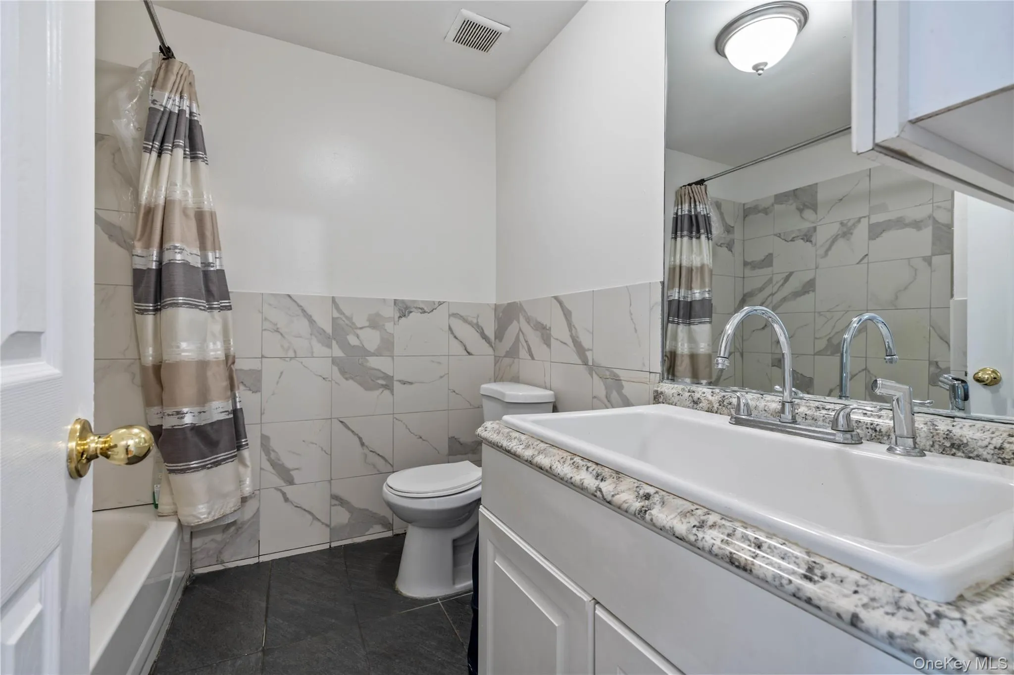 Bathroom 2 Bathroom 2