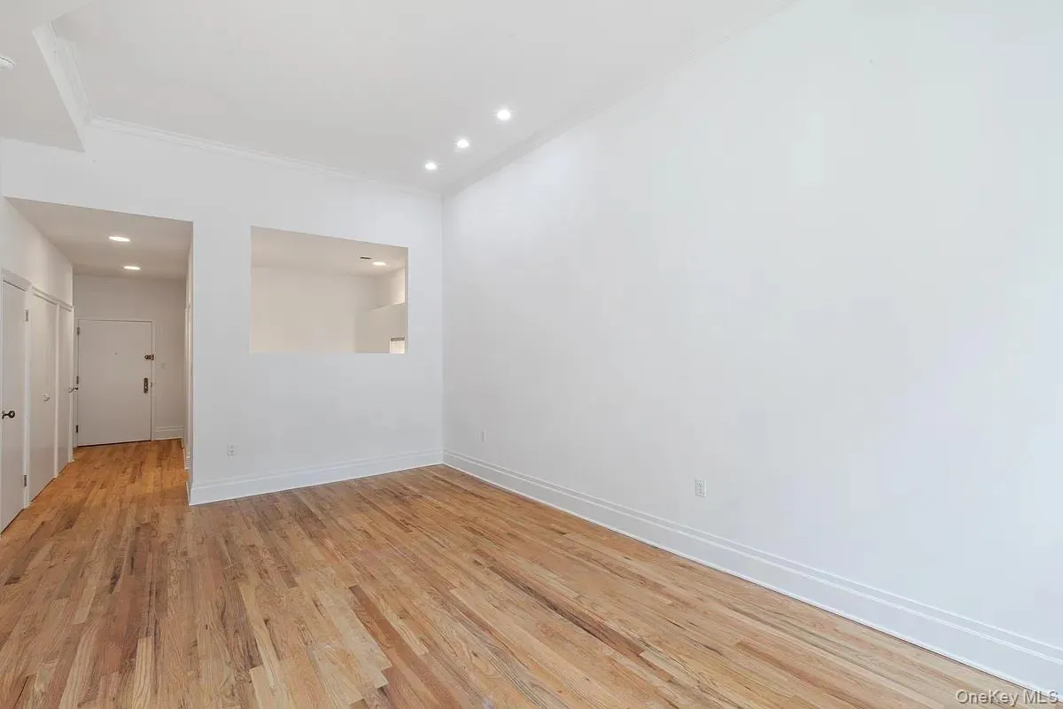 55 White Street, New York, NY, 2 Rooms Rooms,1 BathroomBathrooms,Residential,For Rent,White Street,0,1014813 55 White Street, New York, NY, 2 Rooms Rooms,1 BathroomBathrooms,Residential,For Rent,White Street,0,1014813