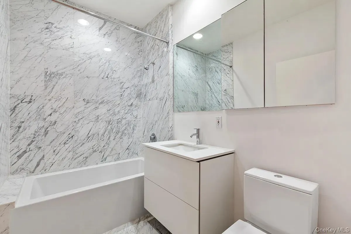 55 White Street, New York, NY, 2 Rooms Rooms,1 BathroomBathrooms,Residential,For Rent,White Street,0,1014813 55 White Street, New York, NY, 2 Rooms Rooms,1 BathroomBathrooms,Residential,For Rent,White Street,0,1014813