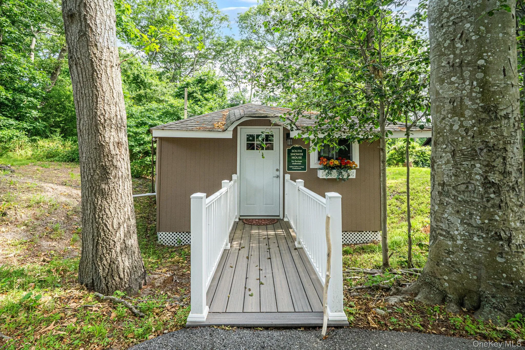 356 Oakleigh Avenue, Riverhead, NY, 1 Bedroom Bedrooms, 2 Rooms Rooms,1 BathroomBathrooms,Residential,For Rent,Oakleigh,0,1014820 356 Oakleigh Avenue, Riverhead, NY, 1 Bedroom Bedrooms, 2 Rooms Rooms,1 BathroomBathrooms,Residential,For Rent,Oakleigh,0,1014820